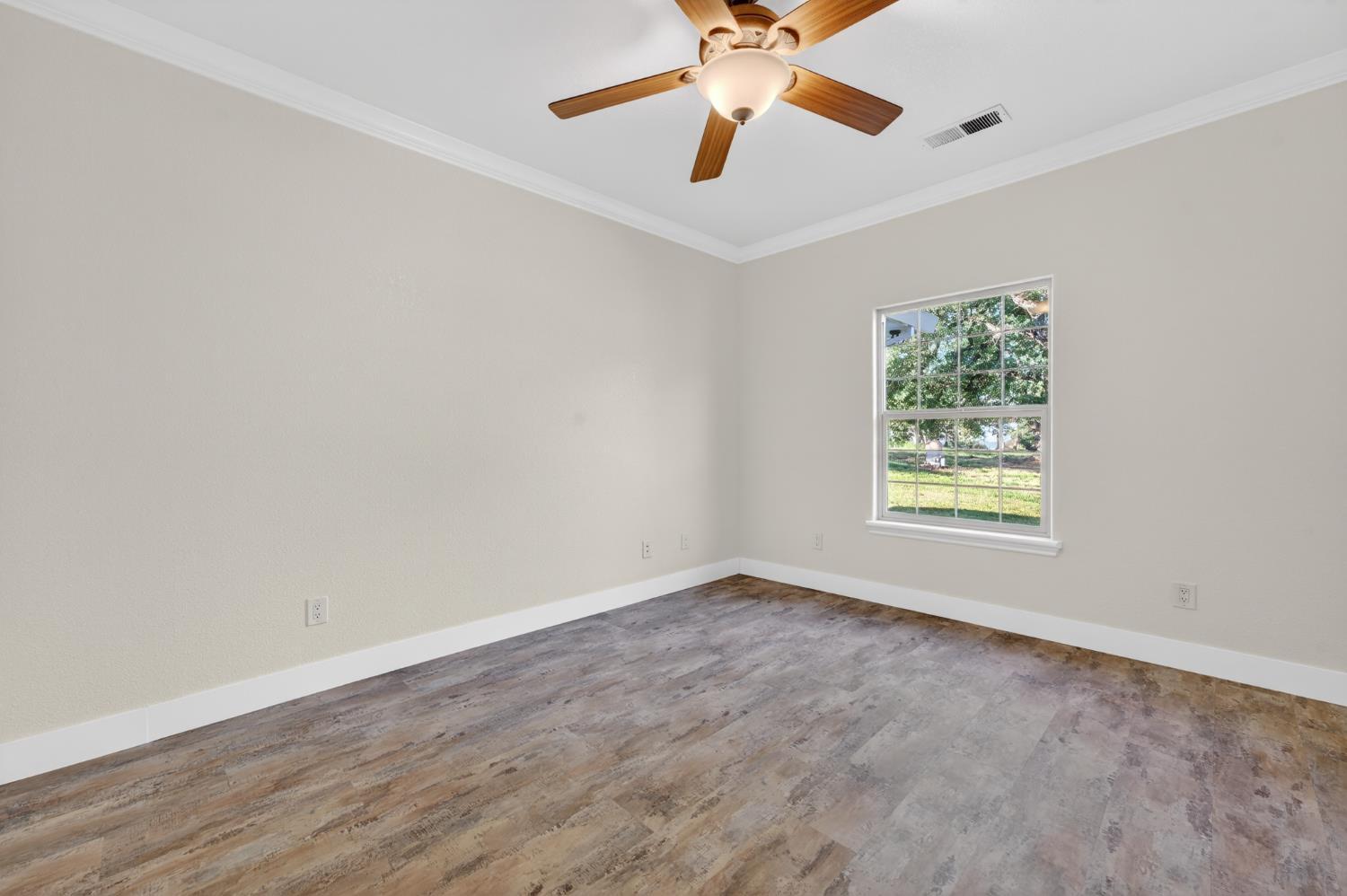 Browns Valley, California, 95918, United States, 2 Bedrooms Bedrooms, ,3 BathroomsBathrooms,Residential,For Sale,2030344
