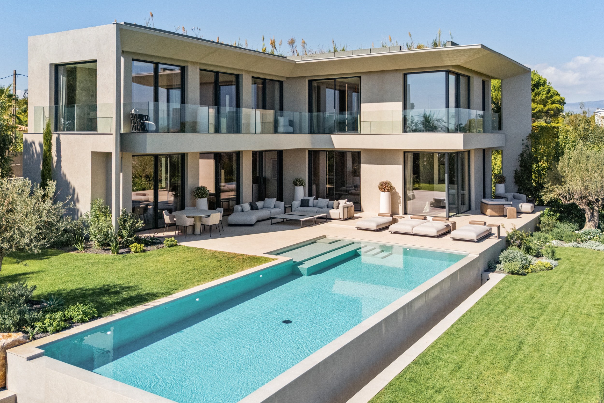  Super Cannes Vallauris, new 498 sqm villa with five suites and sea views - 物件實景