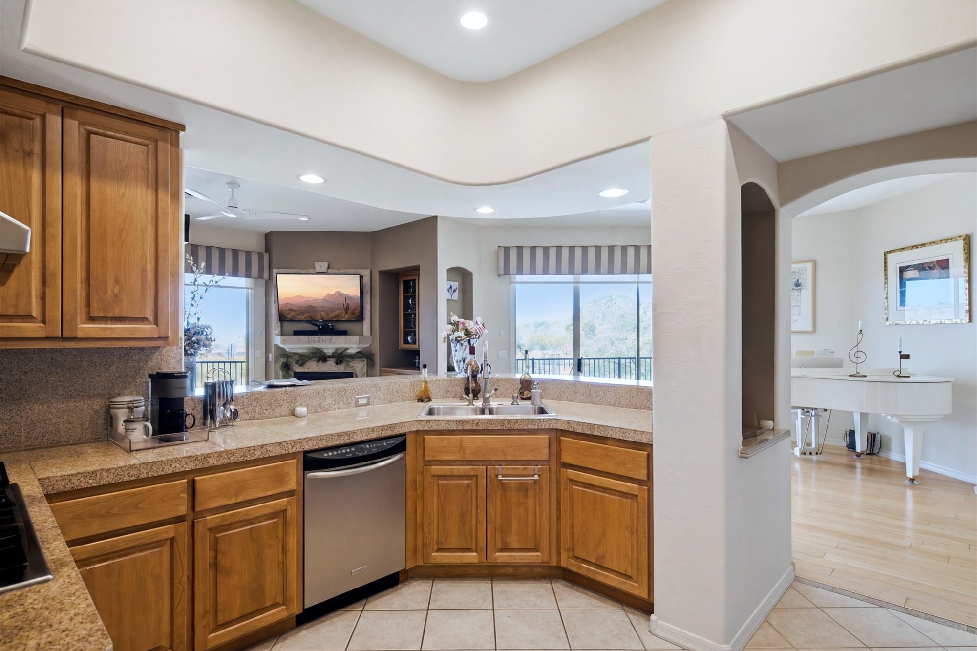  14850 E Grandview Drive 202  Fountain Hills, AZ - 物件實景