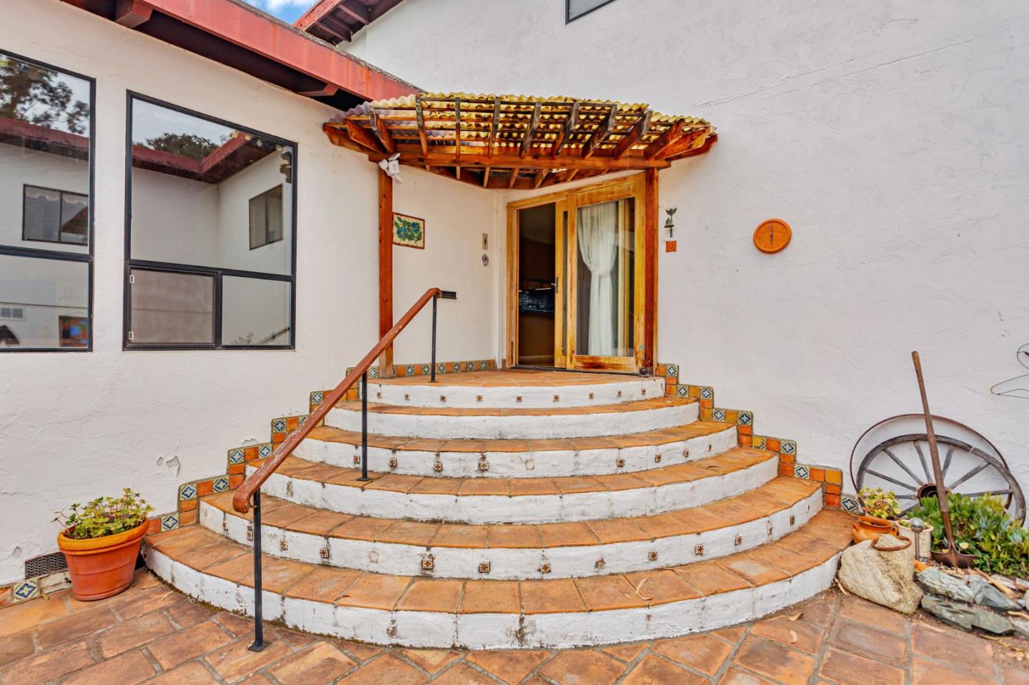 Salinas, California, 93908, United States, 5 Bedrooms Bedrooms, ,4 BathroomsBathrooms,Residential,For Sale,1901072