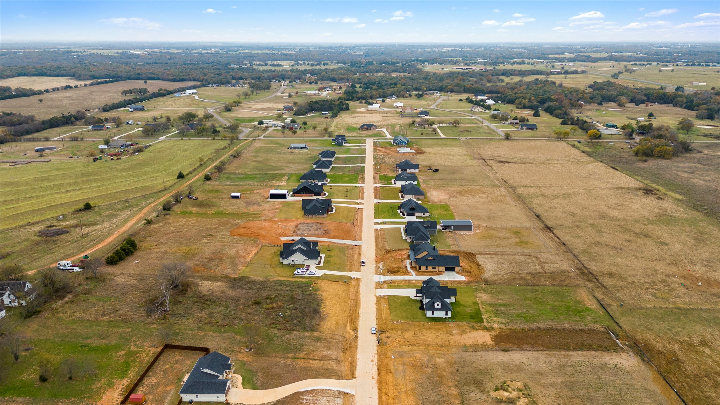 1230 Dixie Estates Way, Whitesboro, Texas, 76273, United States, 3 Bedrooms Bedrooms, ,4 BathroomsBathrooms,Residential,For Sale,1230 Dixie Estates Way,1646748