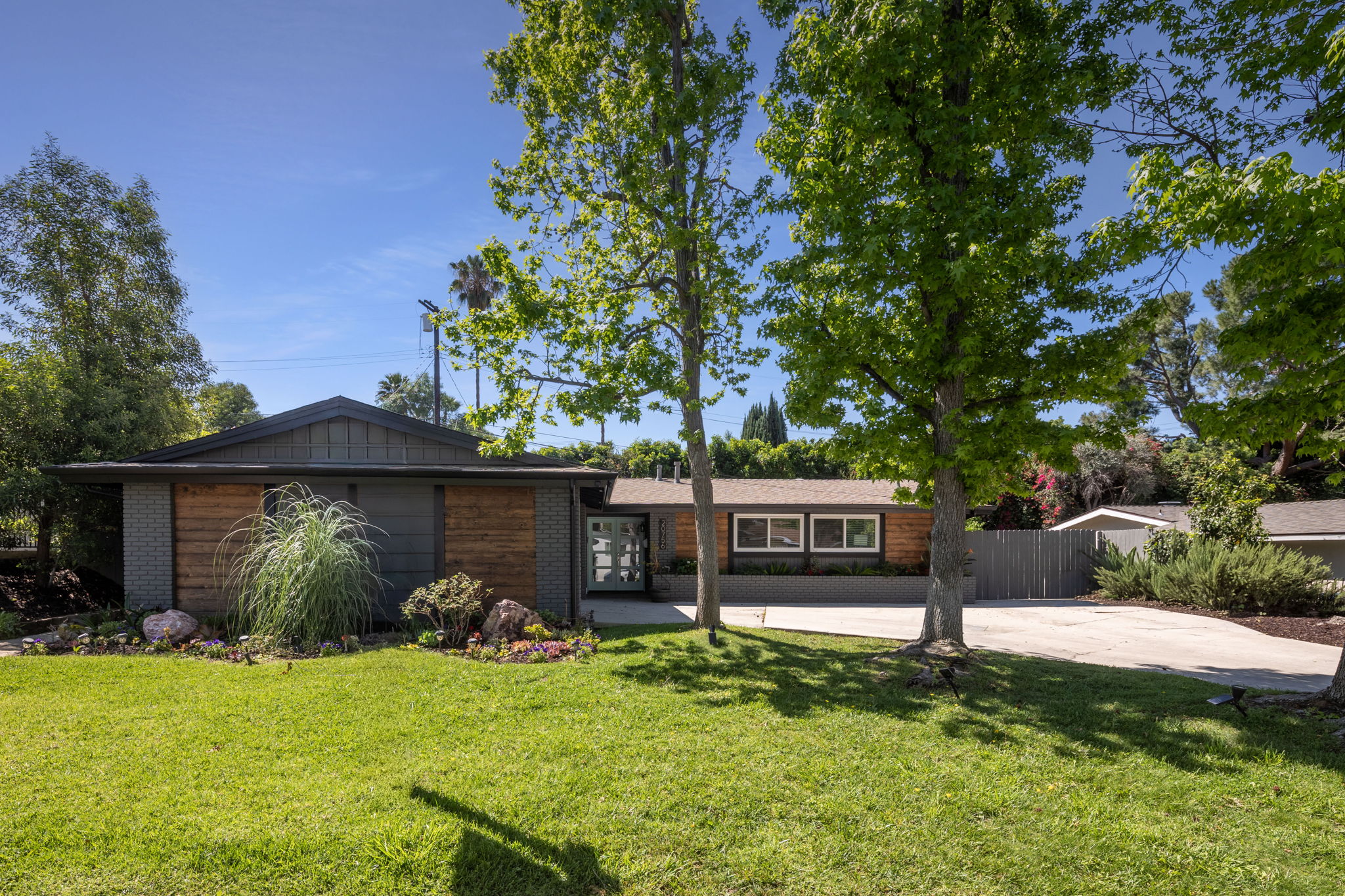  20756 Clarendon Street - 物件實景