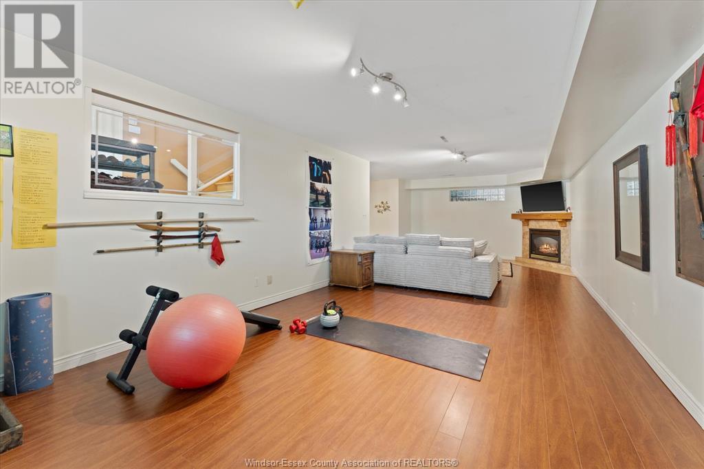 TECUMSEH, Ontario, N8N 4T1, CA, 5 Bedrooms Bedrooms, ,2 BathroomsBathrooms,Residential,For Sale,1902175
