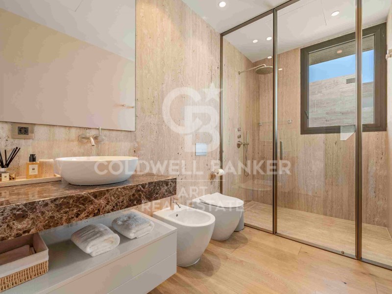 Marbella, Andalusia, ES, 4 Bedrooms Bedrooms, ,4 BathroomsBathrooms,Residential,For Sale,1883039