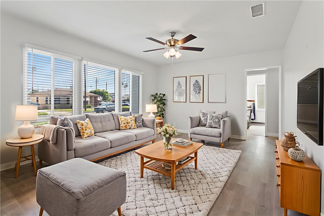 Whittier, California, 90606, United States, 3 Bedrooms Bedrooms, ,1 BathroomBathrooms,Residential,For Sale,1912073