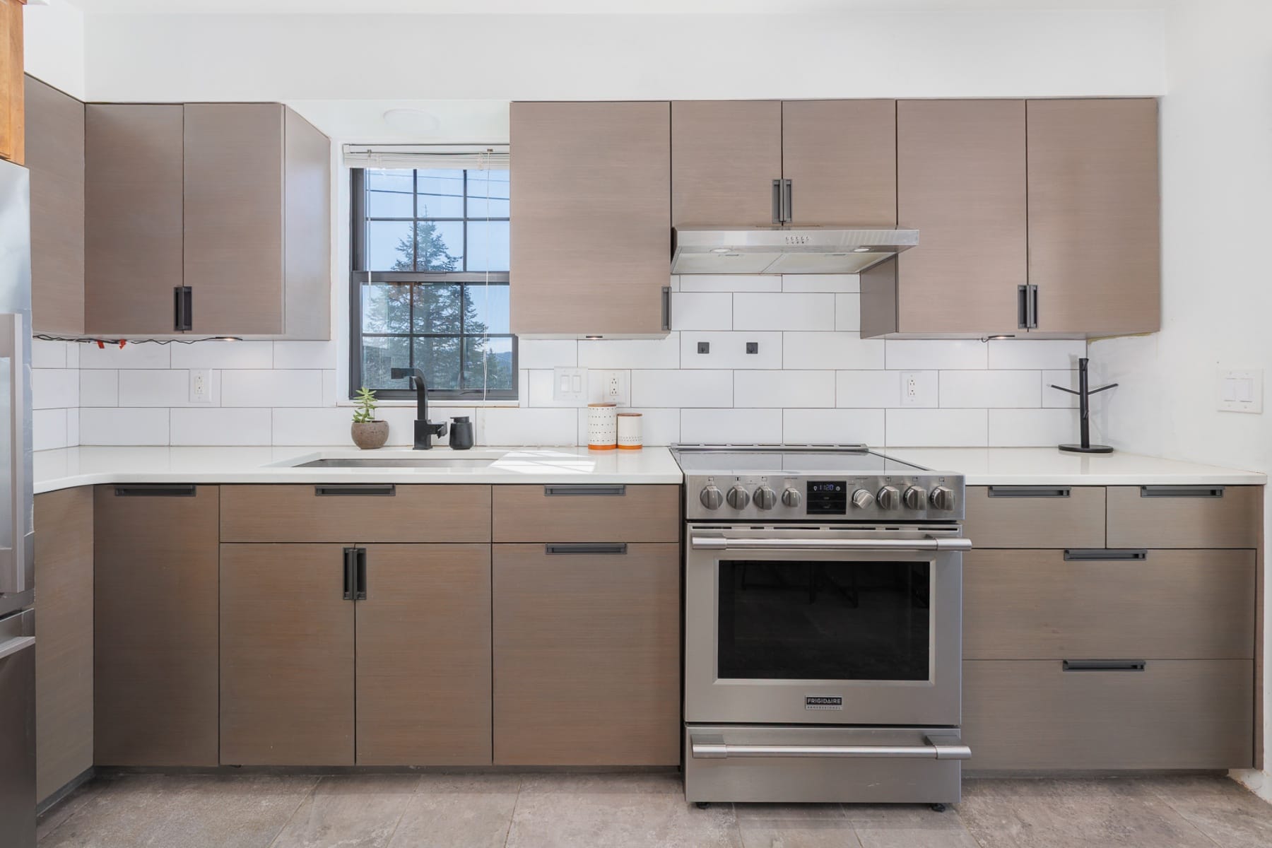  791 SE FIR ST Toledo, OR 97391 - 物件實景