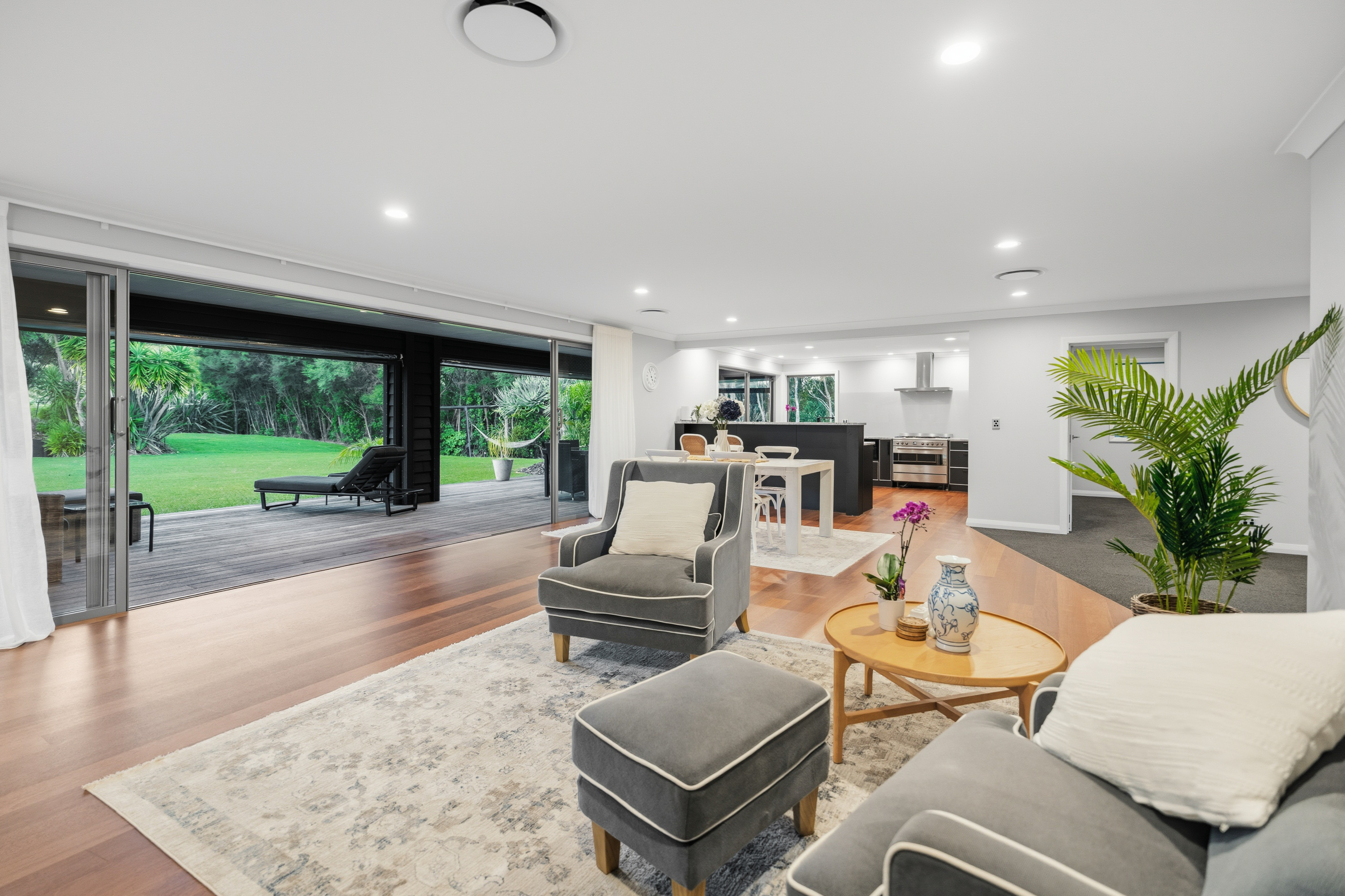  875 Hibiscus Coast Highway, Waiwera - 物件實景