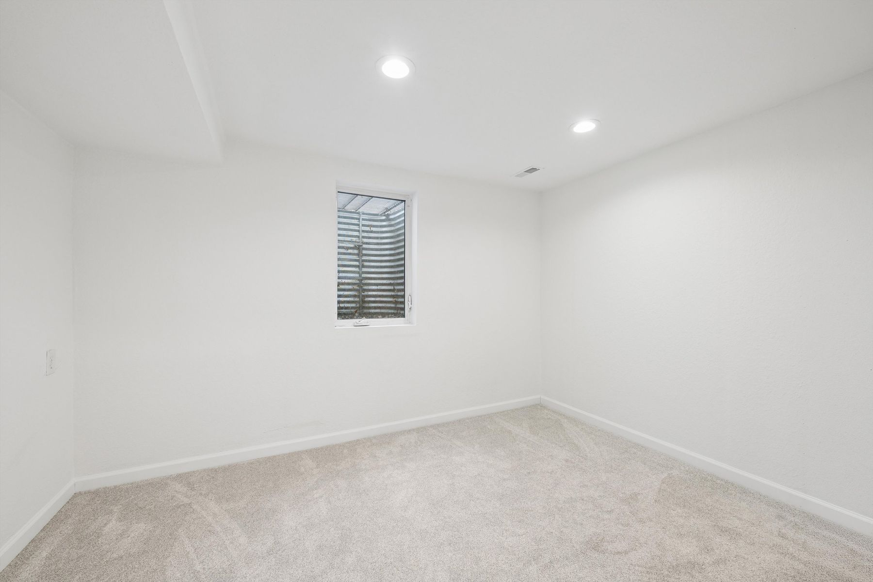  Updated 4-Becroom Brick Ranch in Arvada With Finished Basement - 物件實景