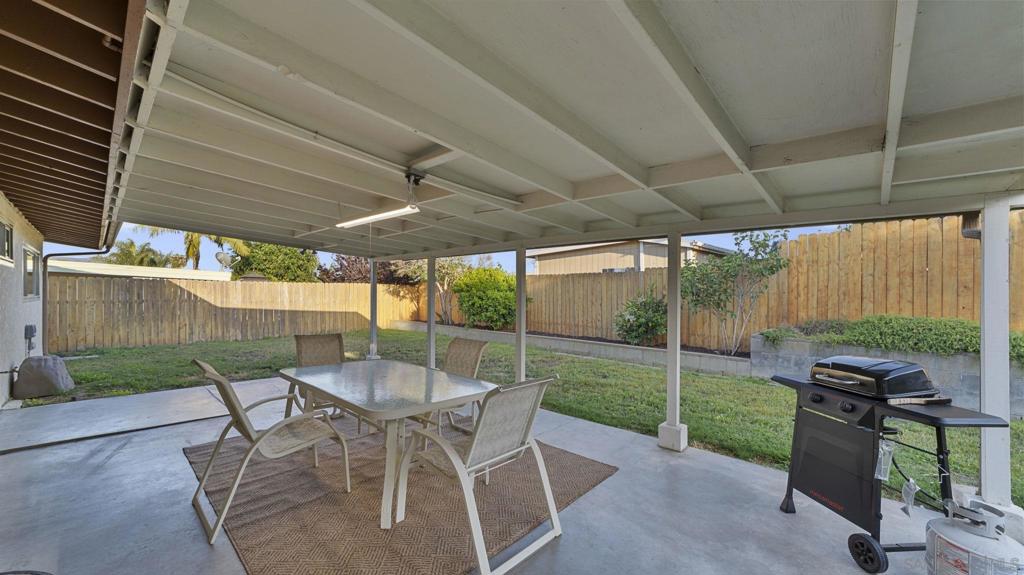 Vista, California, 92083, United States, 3 Bedrooms Bedrooms, ,2 BathroomsBathrooms,Residential,For Sale,2048591