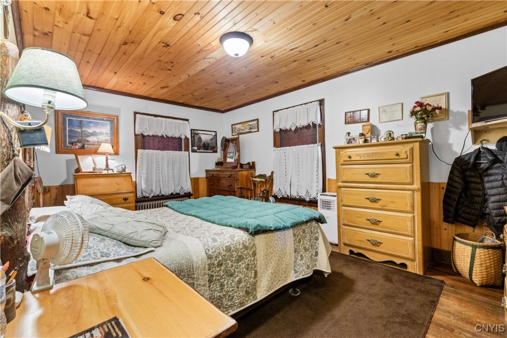 Forestport, New York, 13338, United States, 4 Bedrooms Bedrooms, ,2 BathroomsBathrooms,Residential,For Sale,1882810