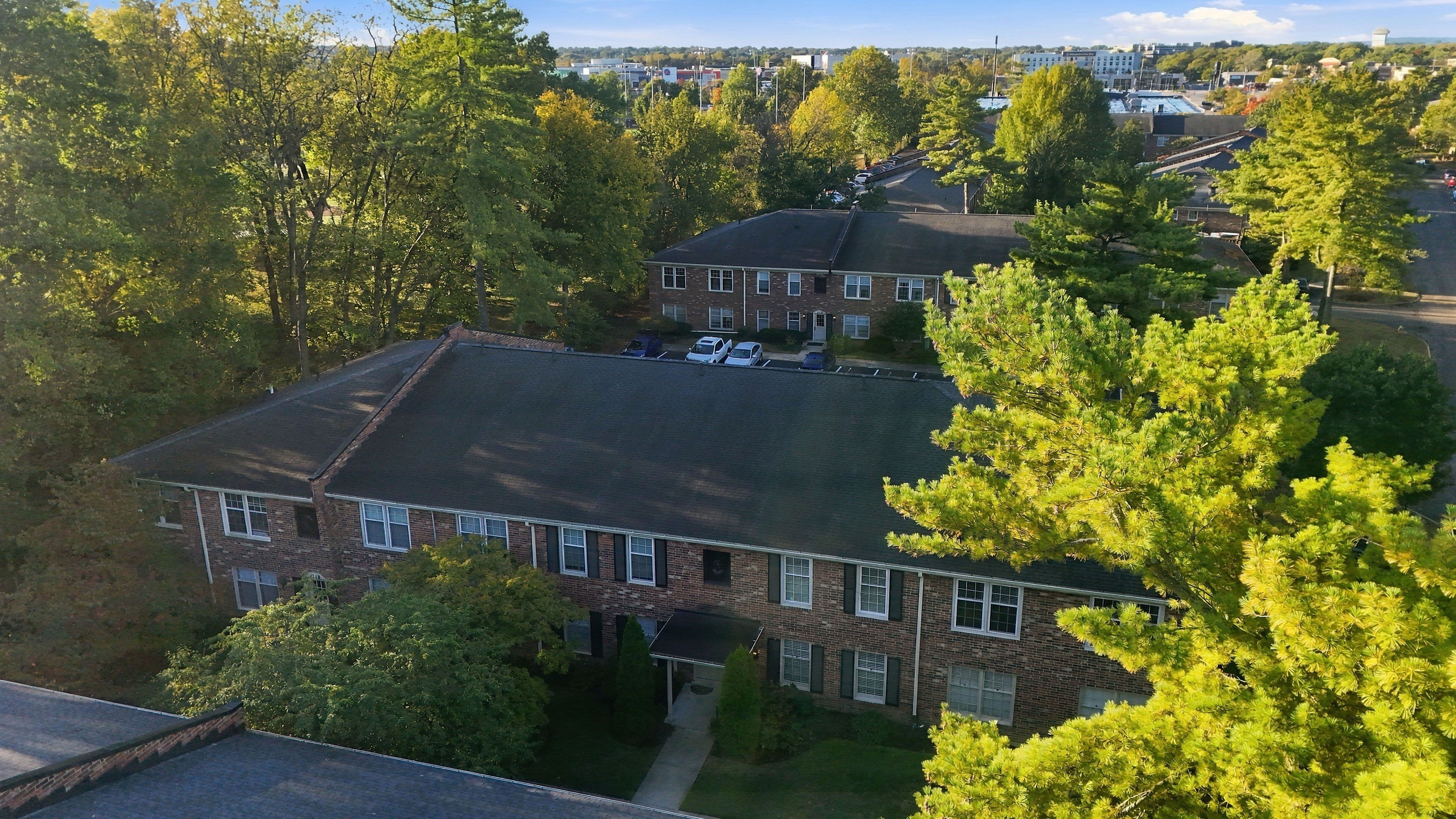  4708 Weybridge Gardens, 104, Louisville, KY 40207 - 物件實景