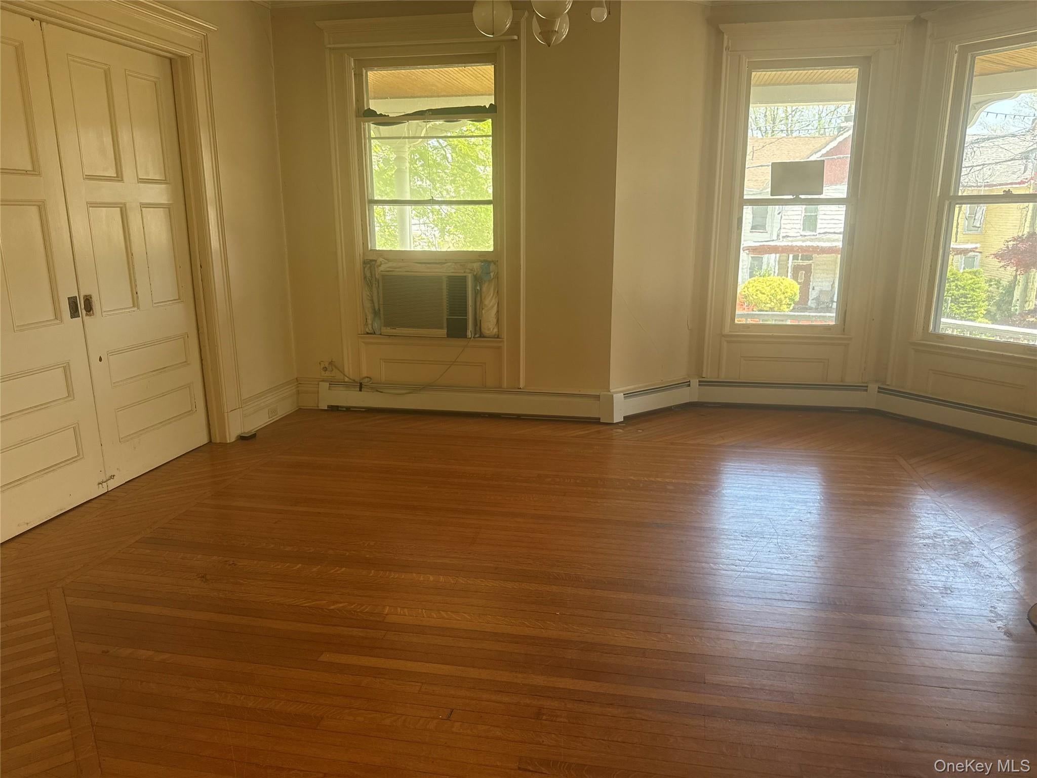 Haverstraw, New York, 10927, United States, 8 Bedrooms Bedrooms, ,4 BathroomsBathrooms,Residential,For Sale,1983110