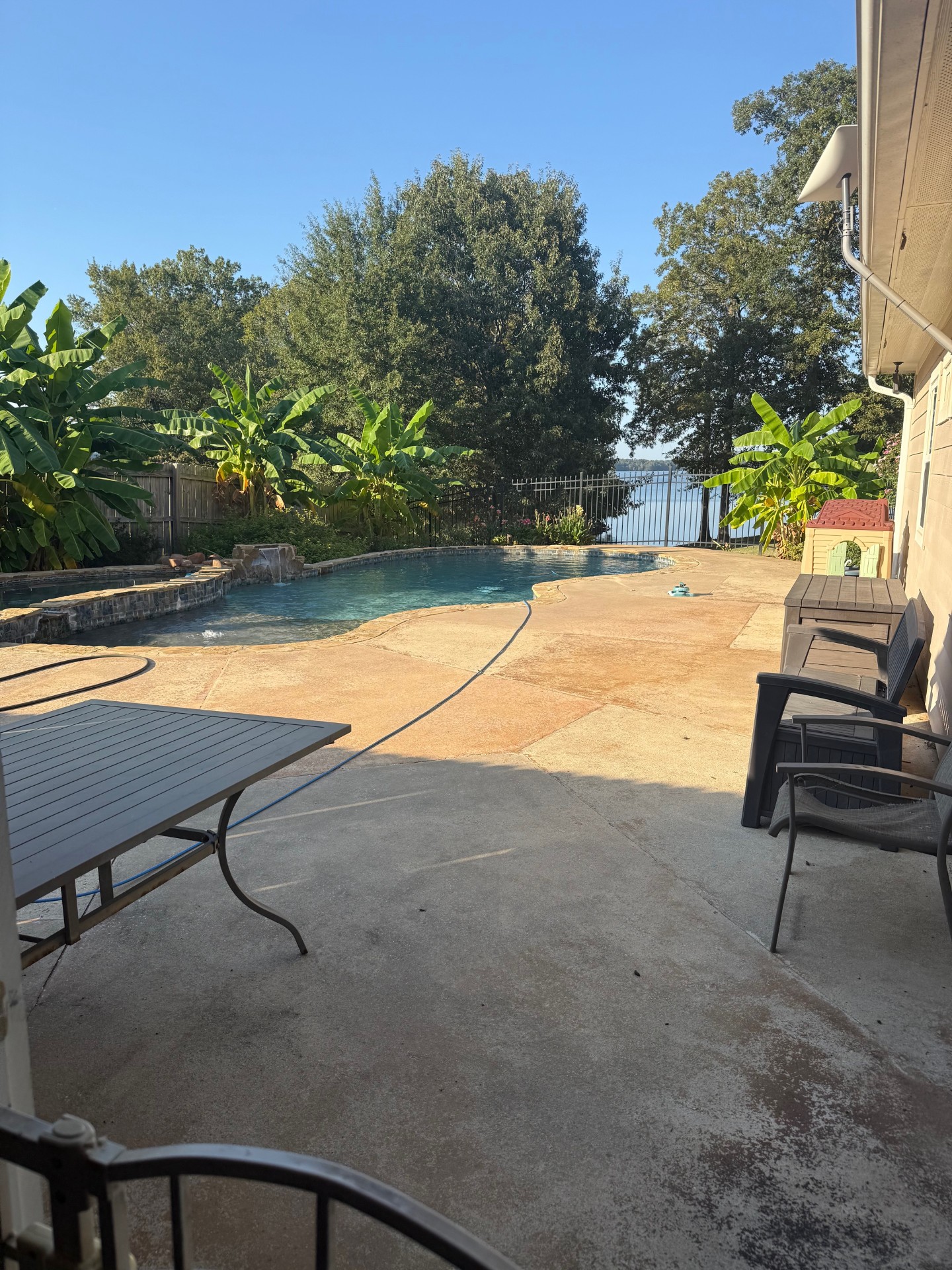 Many, Louisiana, 71449, United States, 4 Bedrooms Bedrooms, ,3 BathroomsBathrooms,Residential,For Sale,1984388