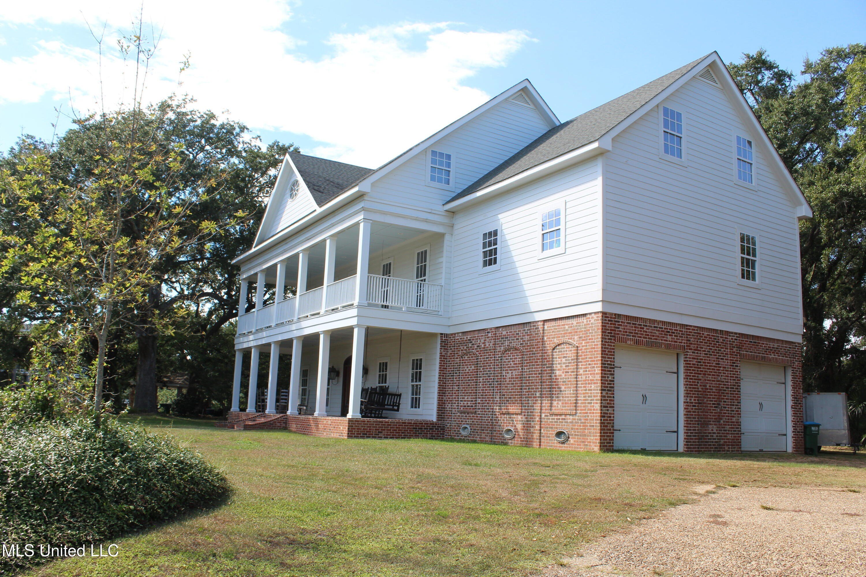 Pascagoula, Mississippi, 39581, United States, 5 Bedrooms Bedrooms, ,6 BathroomsBathrooms,Residential,For Sale,1977278