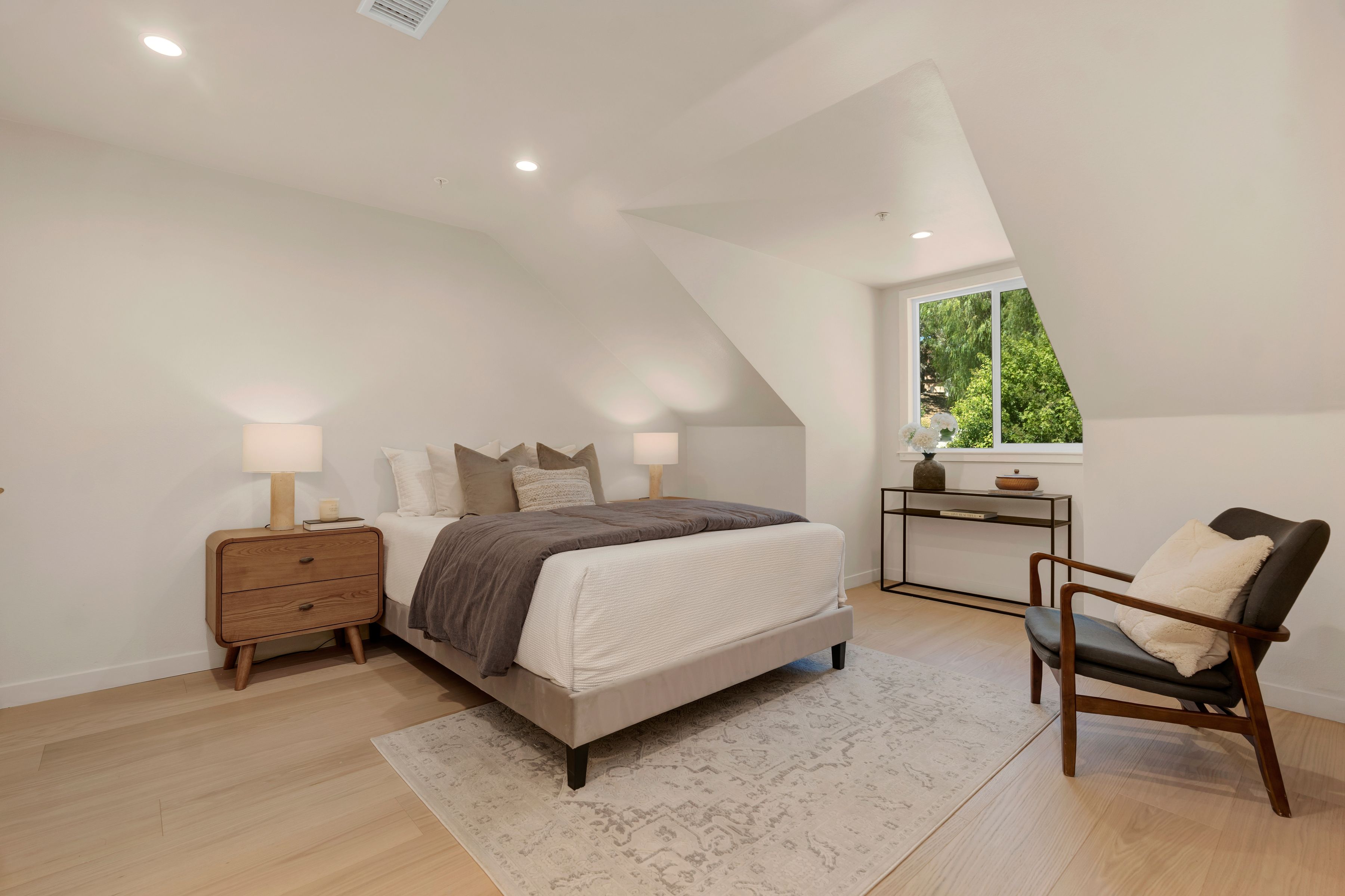  5354 Lewis Road, Agoura Hills - 物件實景