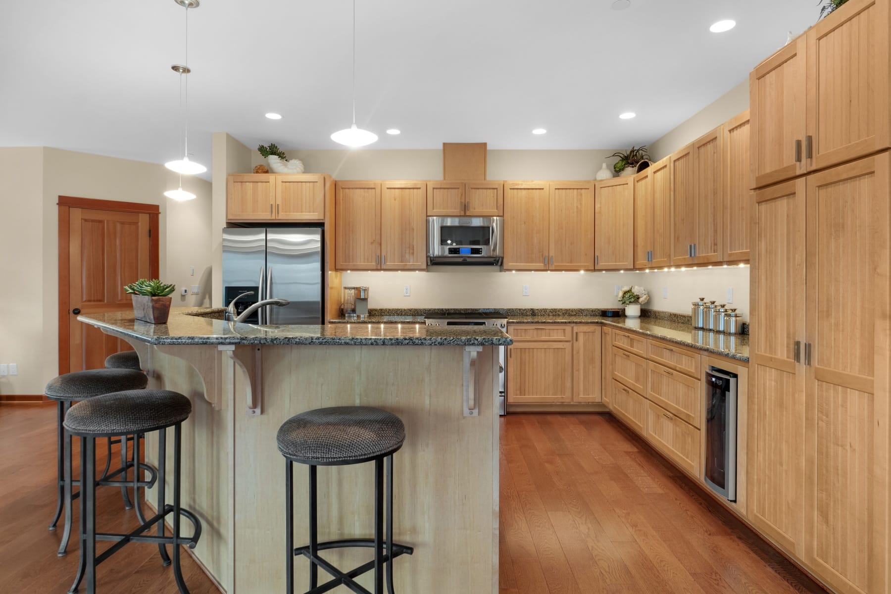  123 S Hemlock ST ##201 Cannon Beach, OR 97110 - 物件實景