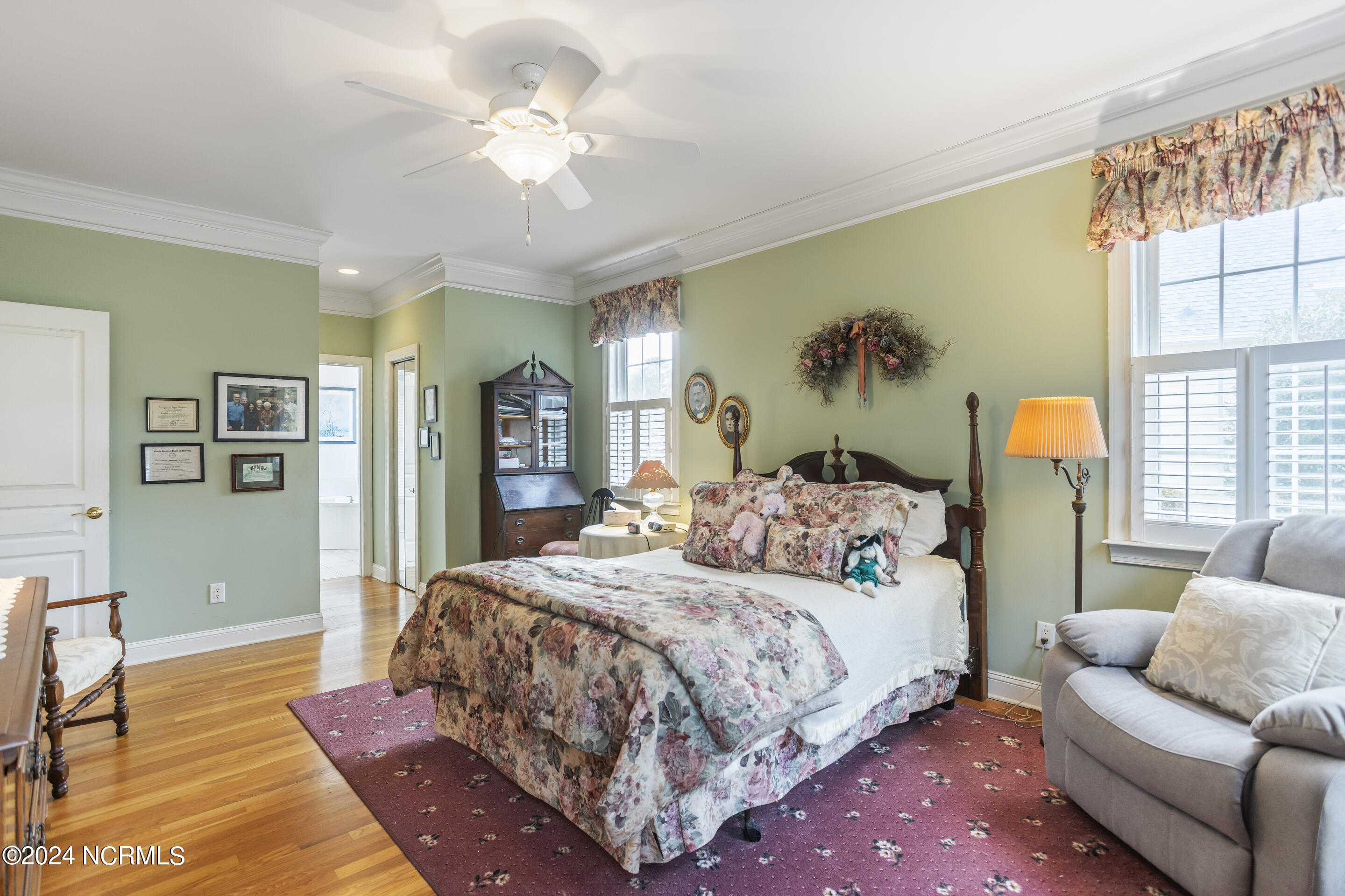 Southport, North Carolina, 28461, United States, 3 Bedrooms Bedrooms, ,5 BathroomsBathrooms,Residential,For Sale,1827148