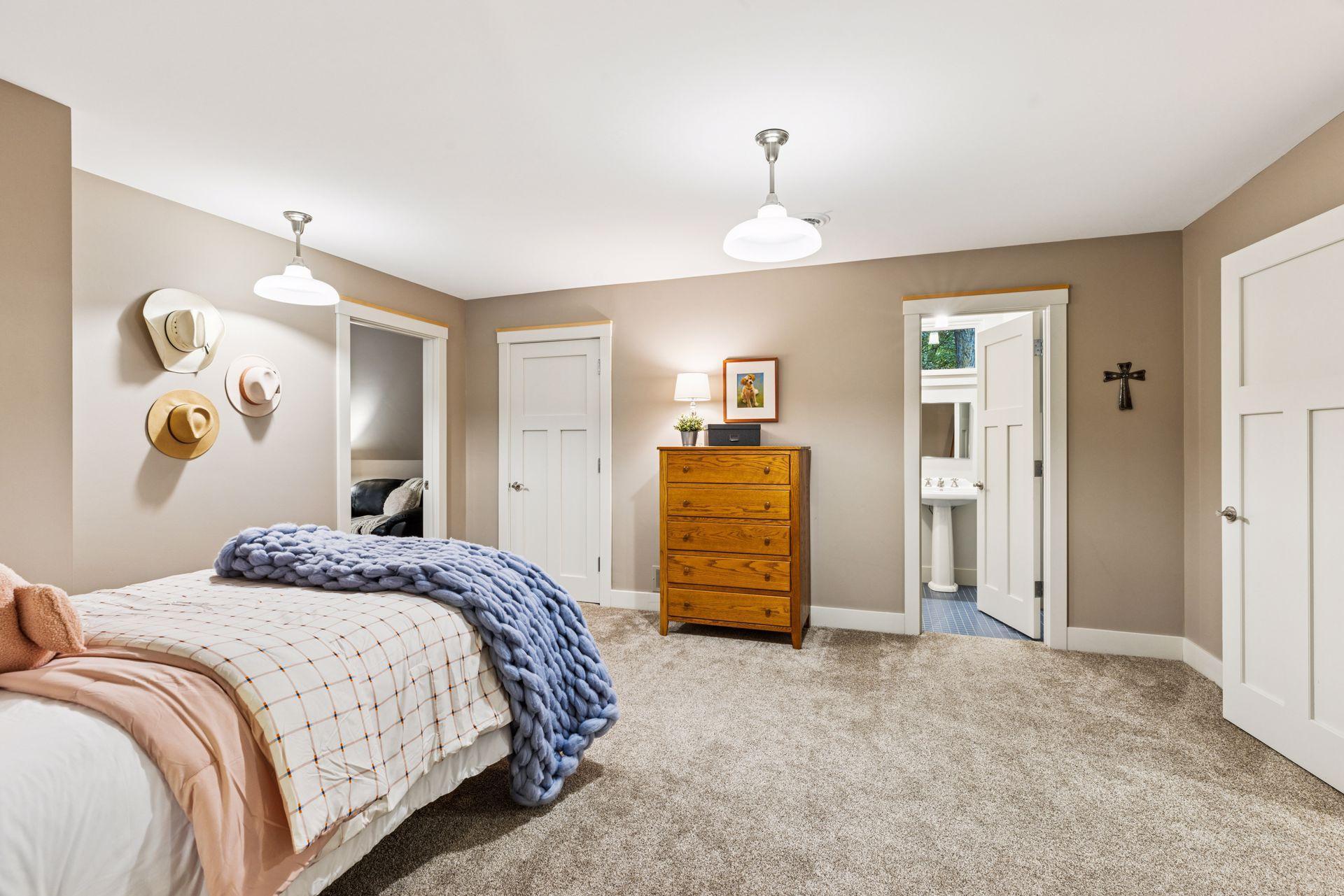 Orono, Minnesota, 55359, United States, 4 Bedrooms Bedrooms, ,4 BathroomsBathrooms,Residential,For Sale,1940992