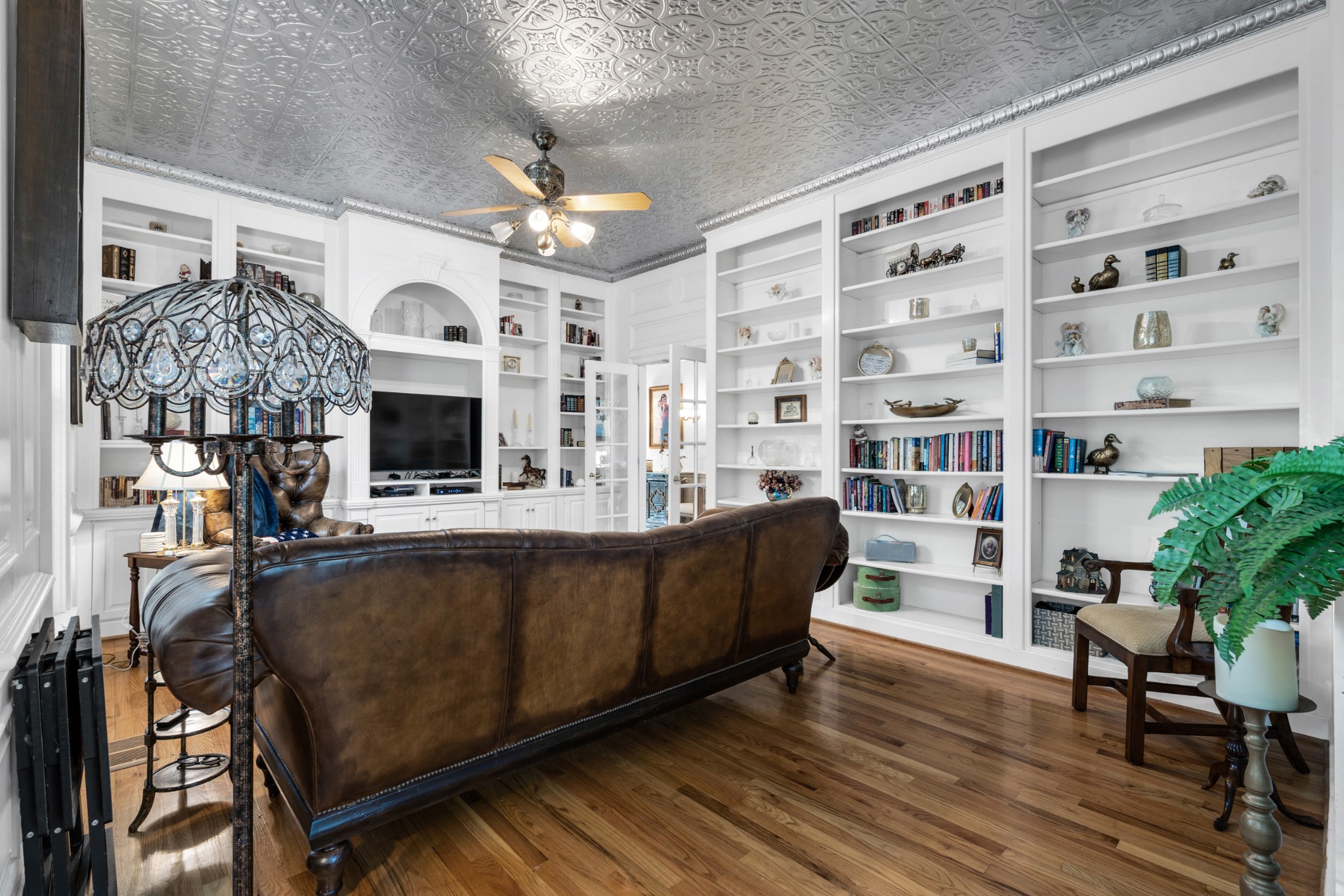 Dover, Tennessee, 37058, United States, 6 Bedrooms Bedrooms, ,4 BathroomsBathrooms,Residential,For Sale,1981726