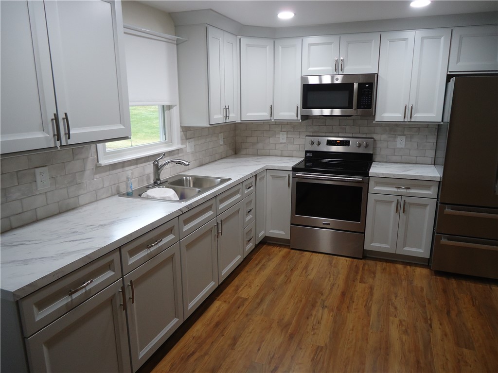 Washington, Pennsylvania, 15301, United States, 3 Bedrooms Bedrooms, ,3 BathroomsBathrooms,Residential,For Sale,2005095