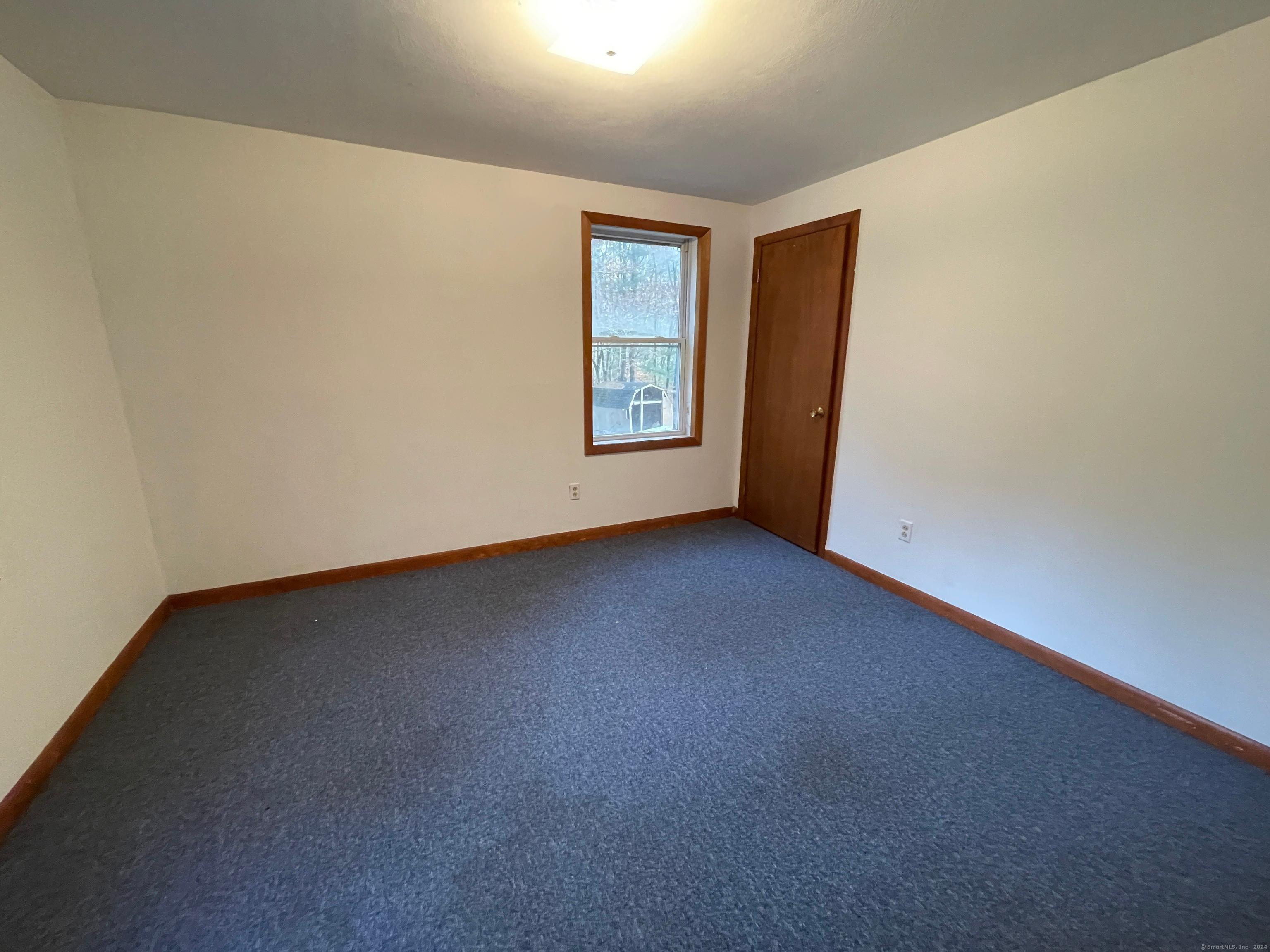 Litchfield, Connecticut, 06759, United States, 3 Bedrooms Bedrooms, ,3 BathroomsBathrooms,Residential,For Sale,1937635