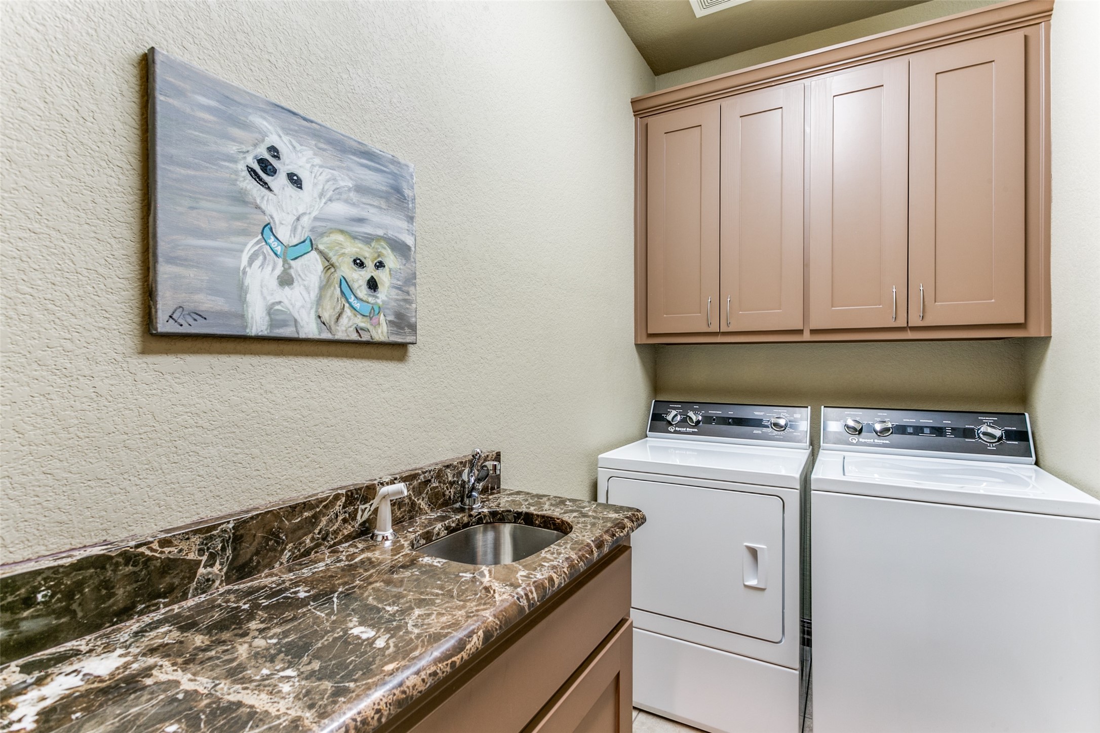 Grapevine, Texas, 76051, United States, 3 Bedrooms Bedrooms, ,2 BathroomsBathrooms,Residential,For Sale,1857561
