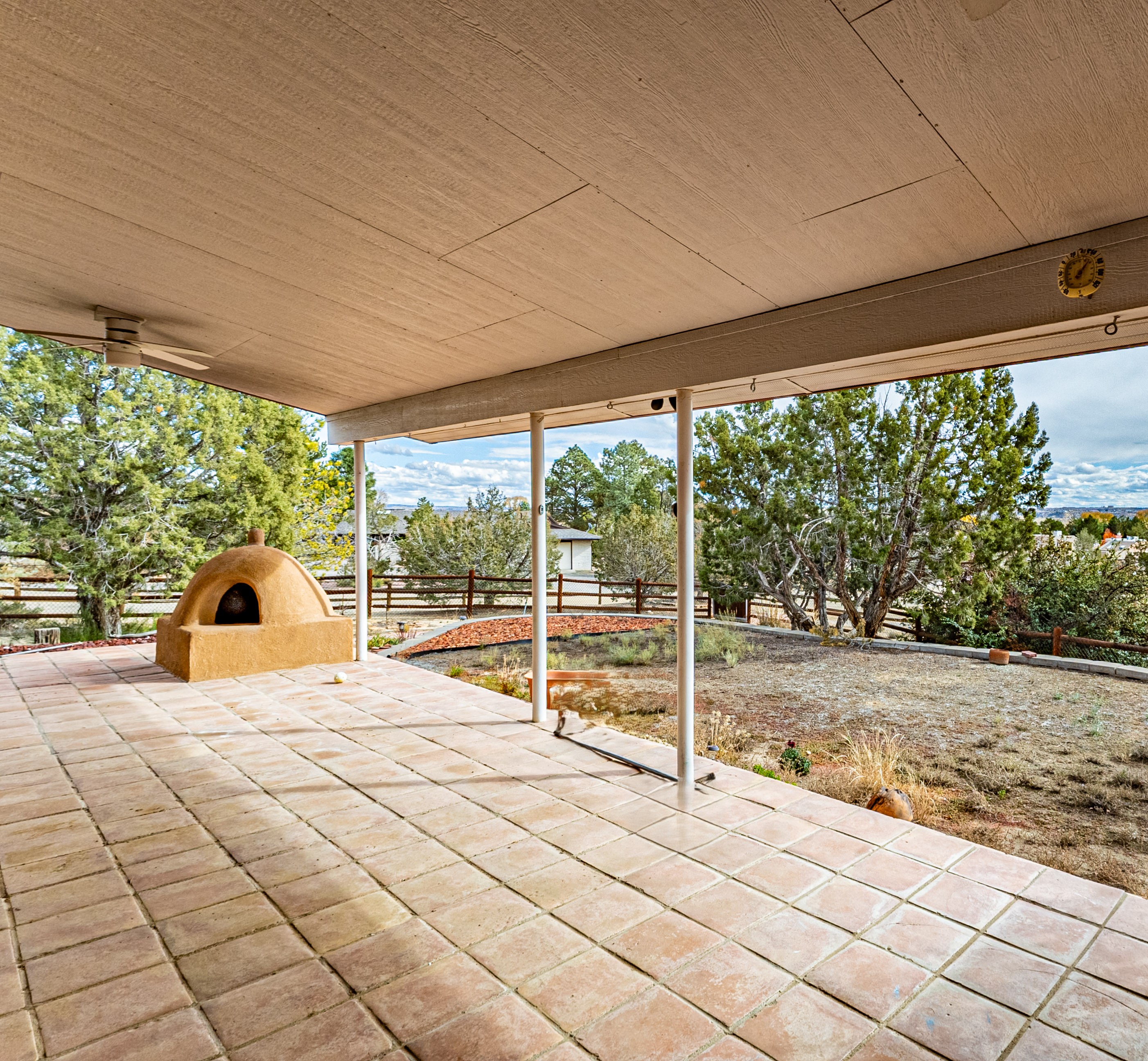 Farmington, New Mexico, 87402, United States, 4 Bedrooms Bedrooms, ,3 BathroomsBathrooms,Residential,For Sale,1995445