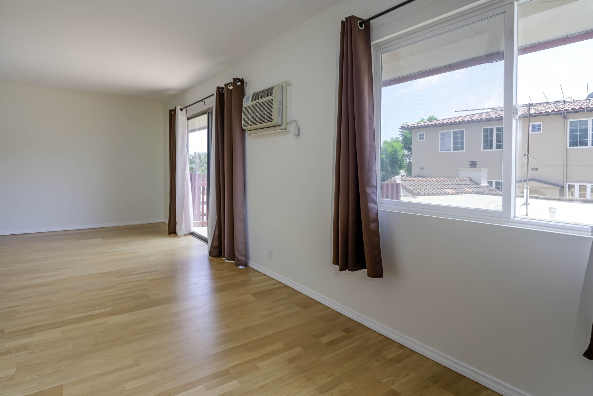 Culver City, California, 90232, United States, 2 Bedrooms Bedrooms, ,2 BathroomsBathrooms,Residential,For Sale,1921770