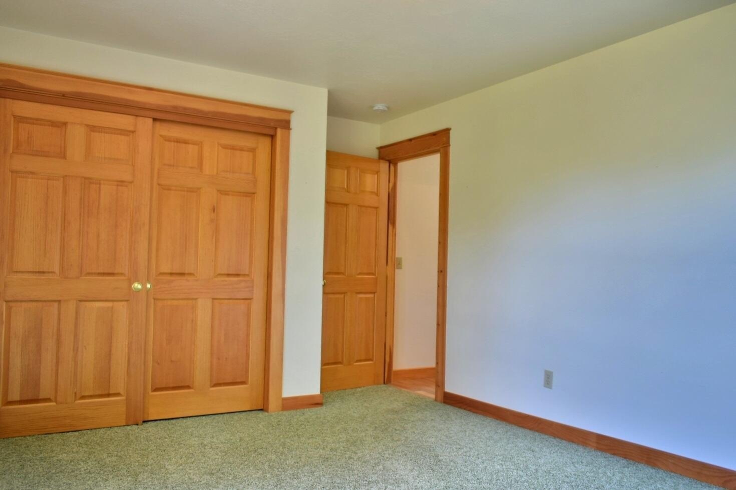 Cave Junction, Oregon, 97523, United States, 3 Bedrooms Bedrooms, ,3 BathroomsBathrooms,Residential,For Sale,1975674