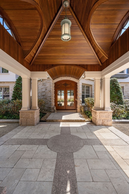Beverly, Massachusetts, 01915, United States, 5 Bedrooms Bedrooms, ,8 BathroomsBathrooms,Residential,For Sale,1784465