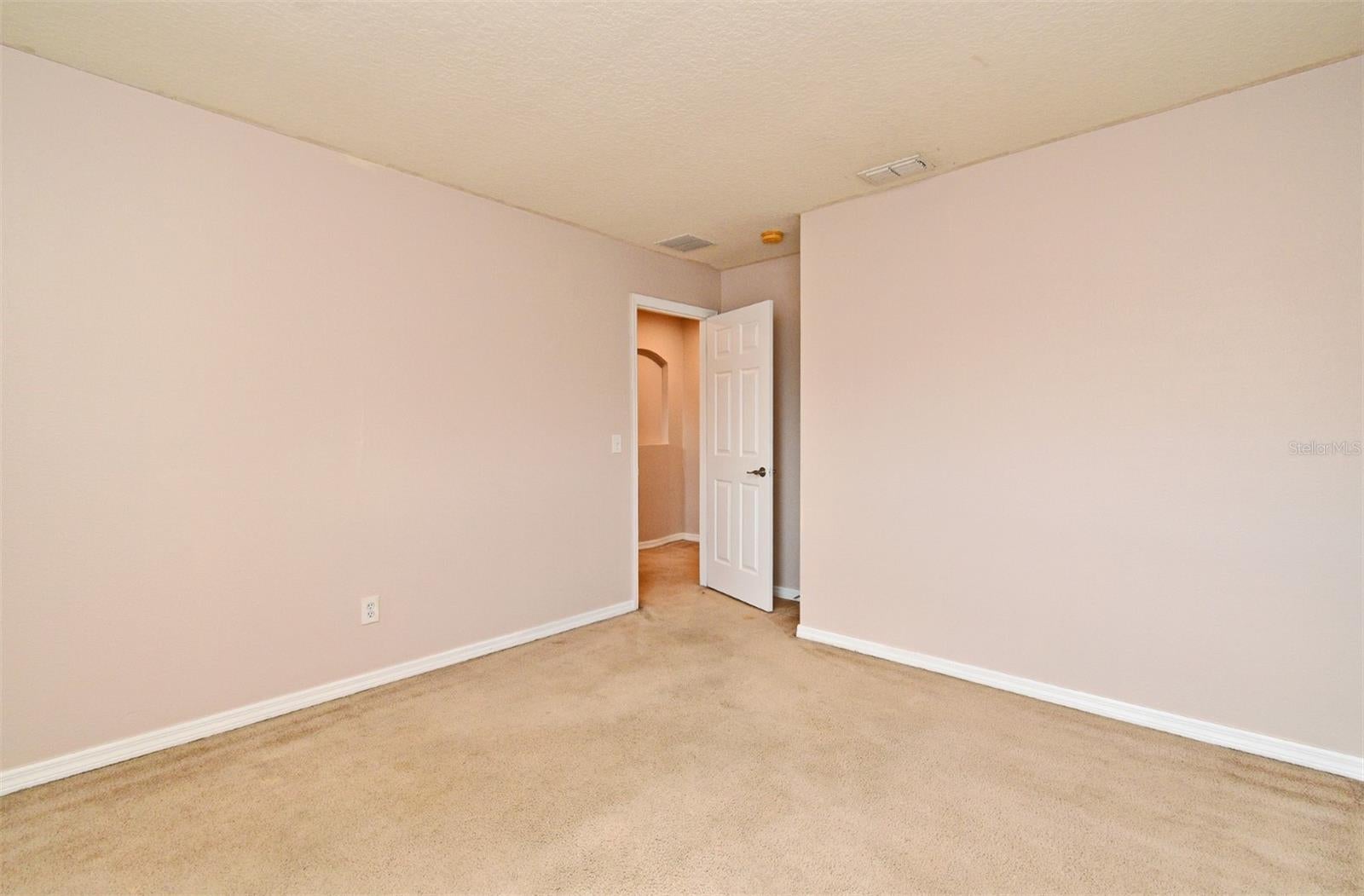 ORLANDO, Florida, 32836, United States, 5 Bedrooms Bedrooms, ,3 BathroomsBathrooms,Residential,For Sale,1981134