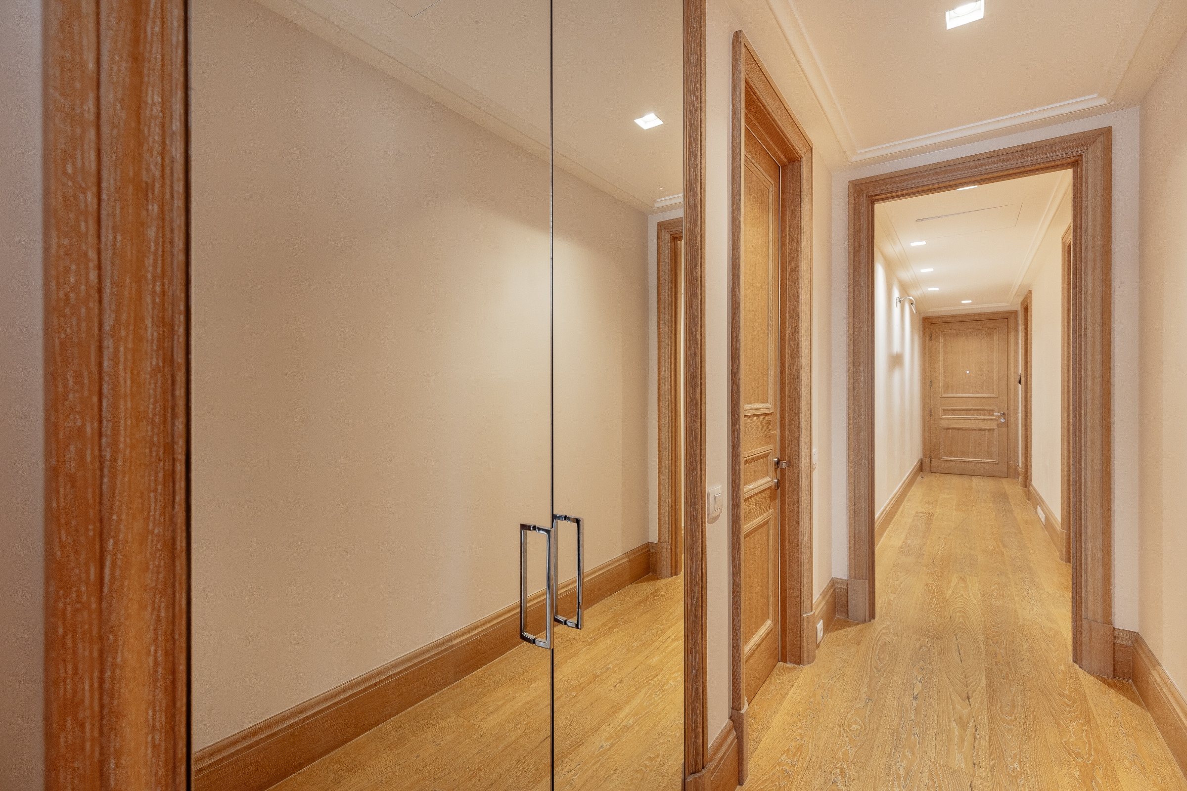  Two-bedroom Apartment Ksenija Building - 物件實景