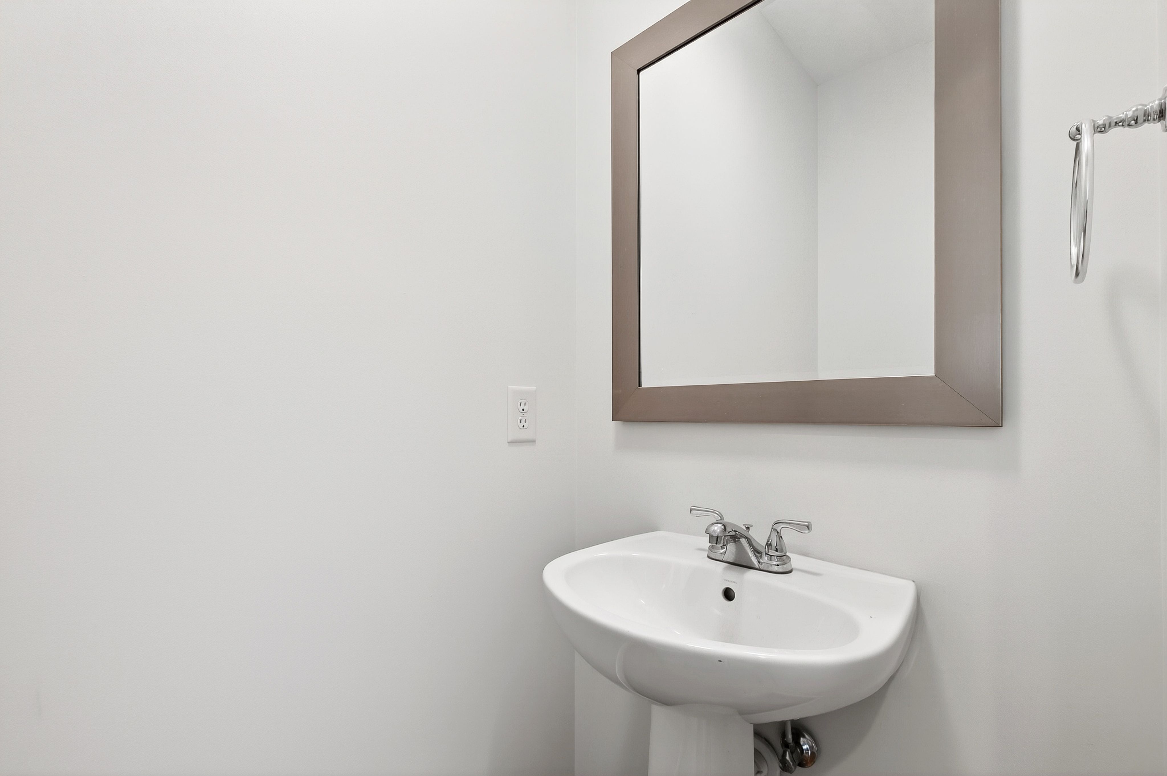  803 The Village Circle, Raleigh, NC 27615 - 物件實景