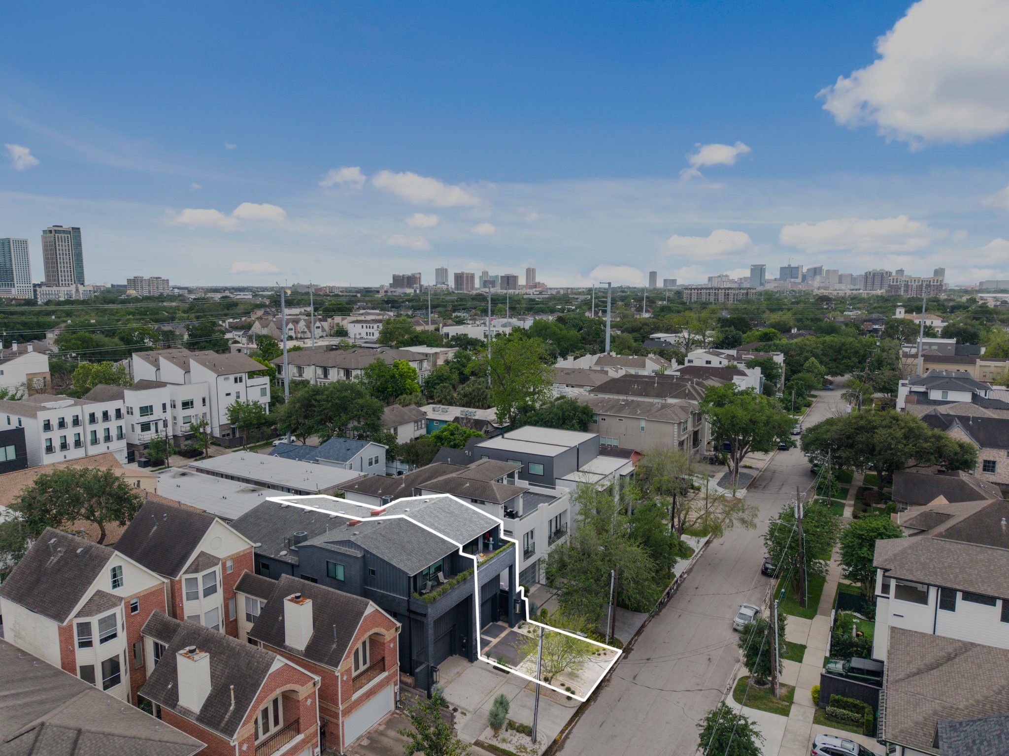  2117 Elmen Street B - 物件實景