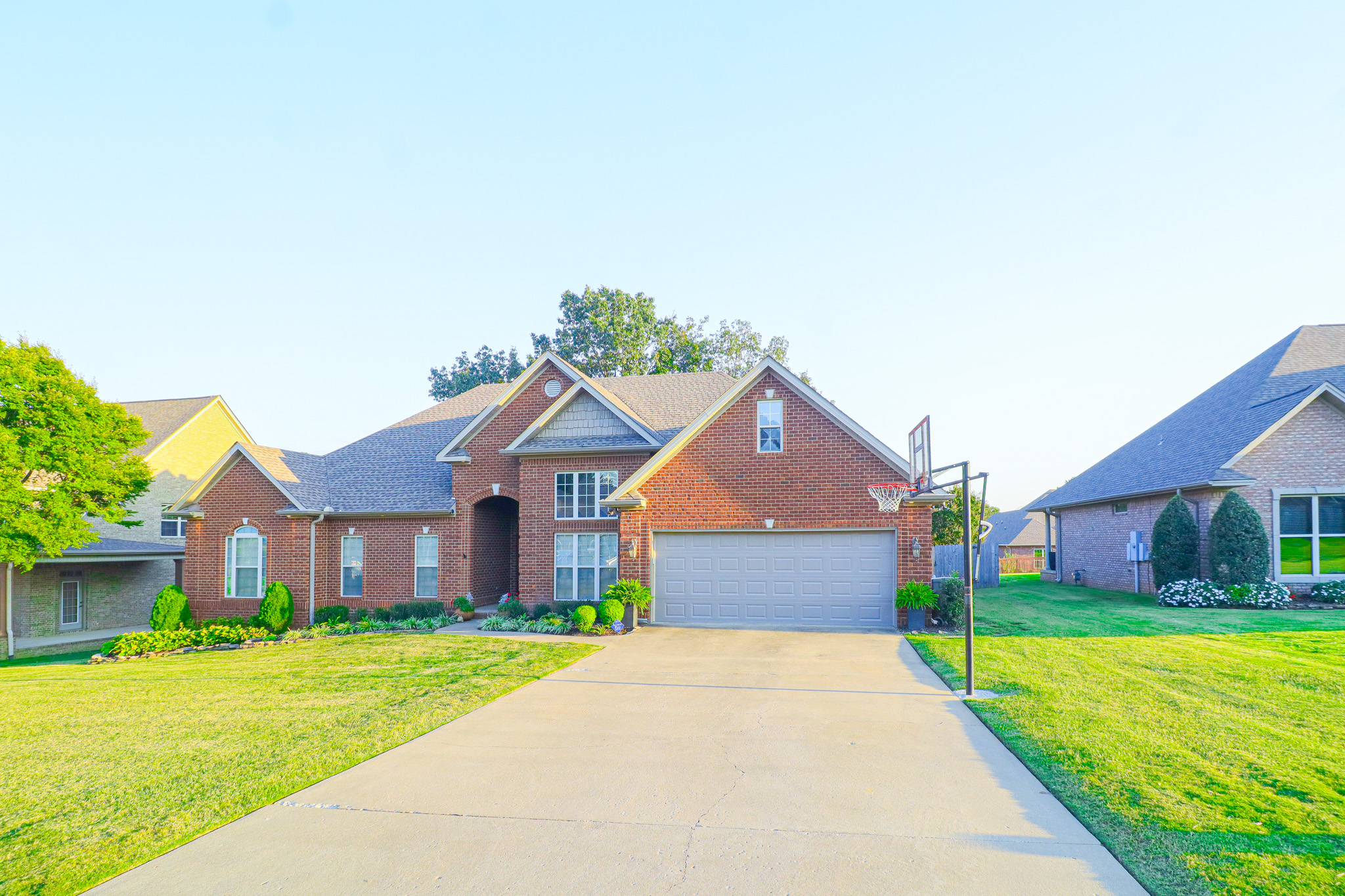 Jonesboro, Arkansas, 72404, United States, 4 Bedrooms Bedrooms, ,3 BathroomsBathrooms,Residential,For Sale,1957791