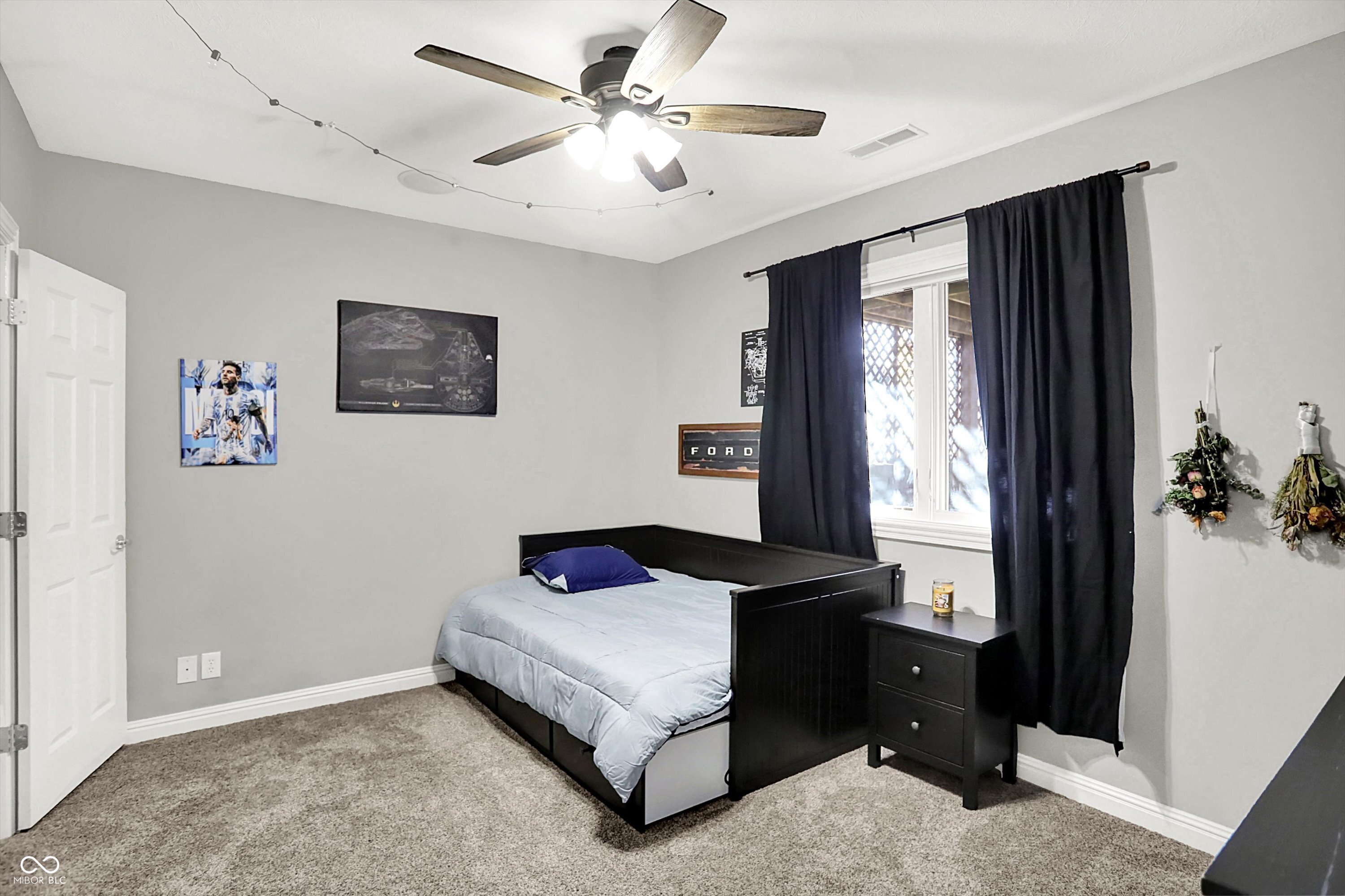 Fishers, Indiana, 46037, United States, 6 Bedrooms Bedrooms, ,5 BathroomsBathrooms,Residential,For Sale,1992348