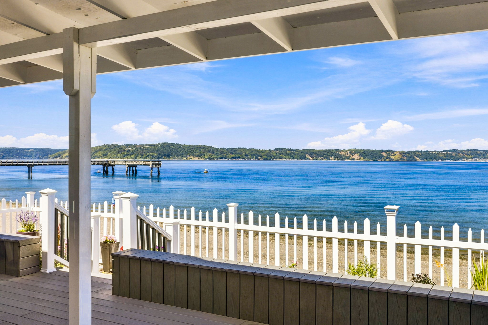  1626 Beach Dr NE, Tacoma, WA 98422 - 物件實景