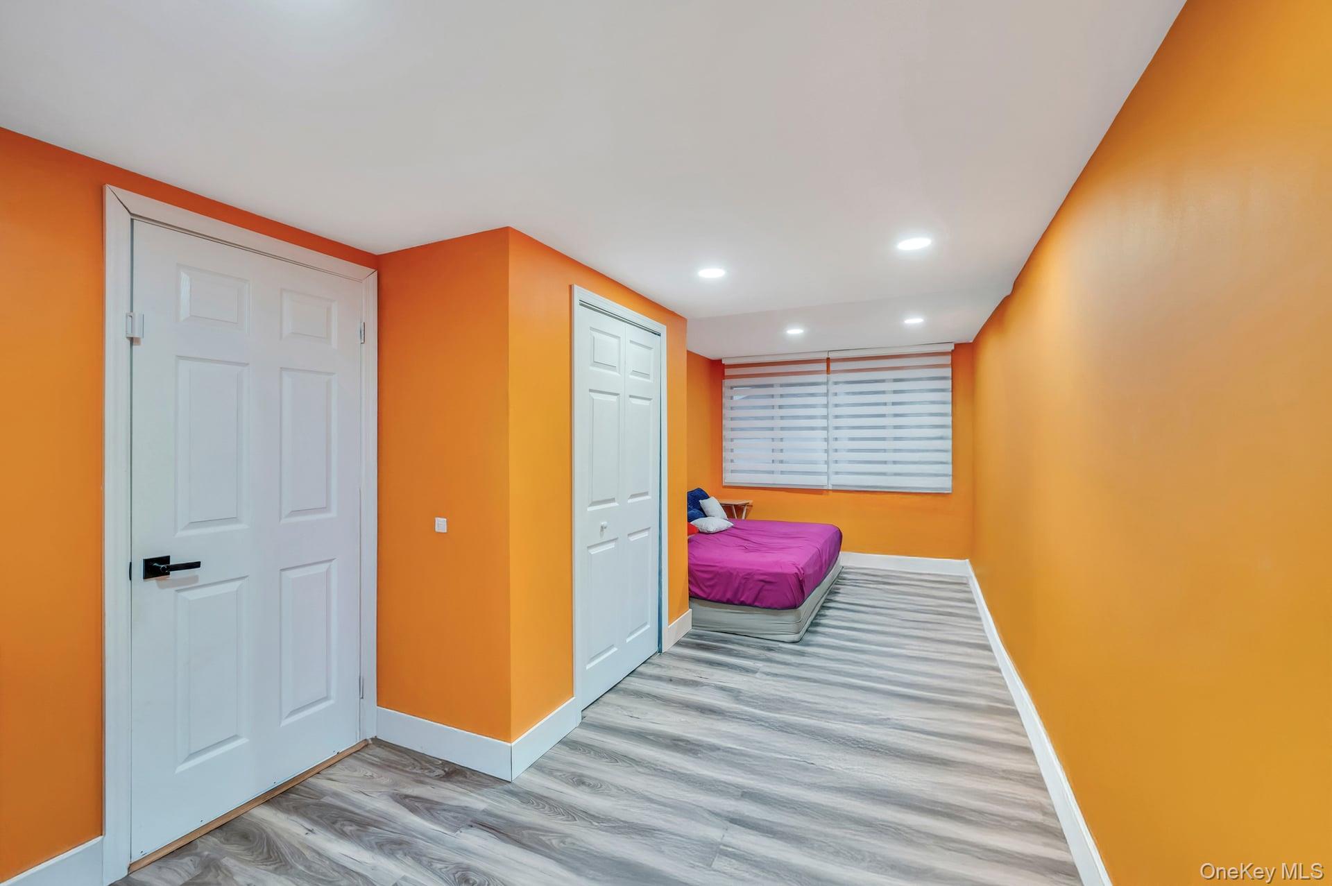 Bellport, New York, 11713, United States, 4 Bedrooms Bedrooms, ,2 BathroomsBathrooms,Residential,For Sale,2002038