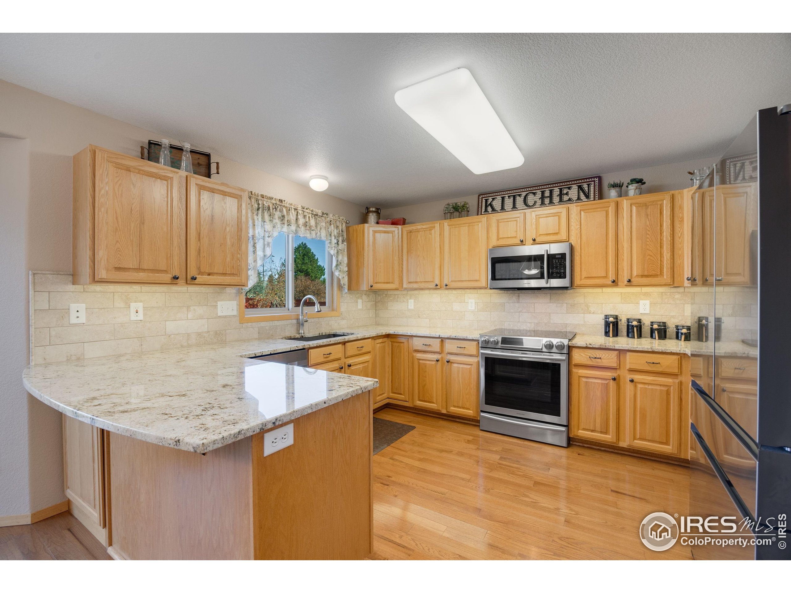 Fort Collins, Colorado, 80526, United States, 3 Bedrooms Bedrooms, ,2 BathroomsBathrooms,Residential,For Sale,1992976