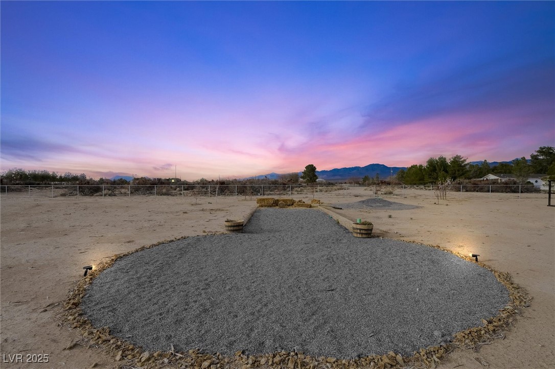 Pahrump, Nevada, 89061, United States, 5 Bedrooms Bedrooms, ,5 BathroomsBathrooms,Residential,For Sale,1901297