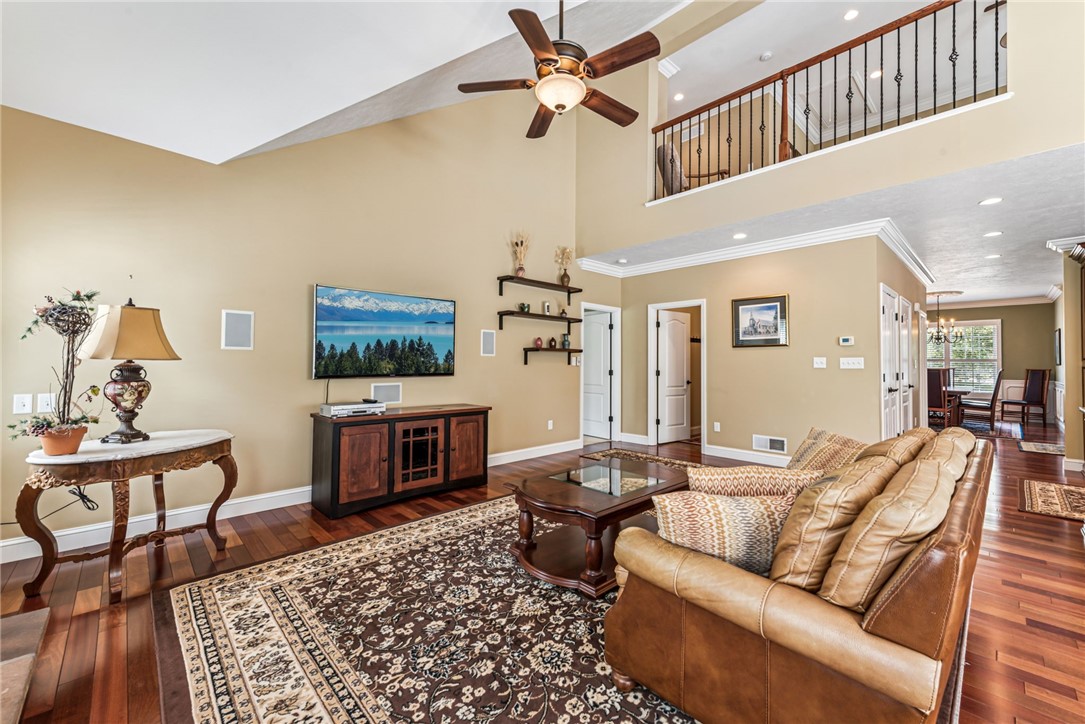 Cranberry Twp, Pennsylvania, 16066, United States, 3 Bedrooms Bedrooms, ,3 BathroomsBathrooms,Residential,For Sale,1934234