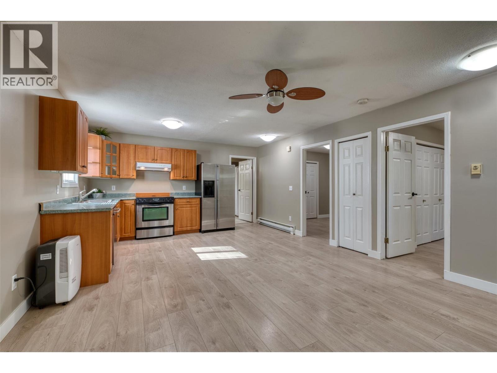 KELOWNA, British Columbia, V1Y 6S9, CA, 5 Bedrooms Bedrooms, ,3 BathroomsBathrooms,Residential,For Sale,1876948