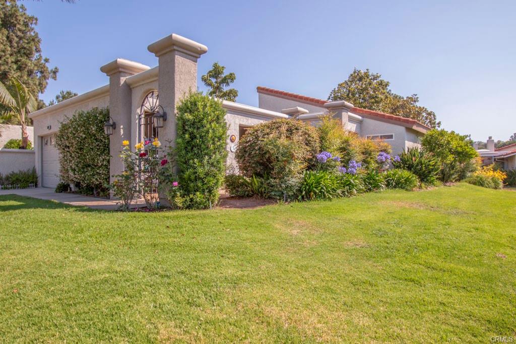 Laguna Woods, California, 92637, United States, 2 Bedrooms Bedrooms, ,Residential,For Sale,1880064