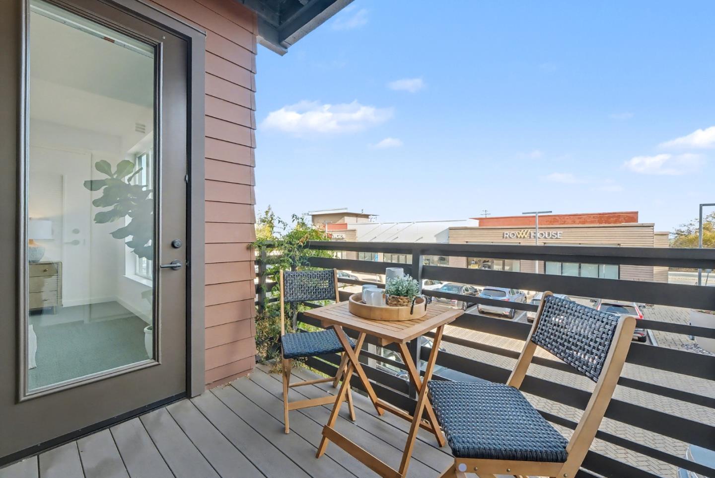 Belmont, California, 94002, United States, 3 Bedrooms Bedrooms, ,3 BathroomsBathrooms,Residential,For Sale,1989509