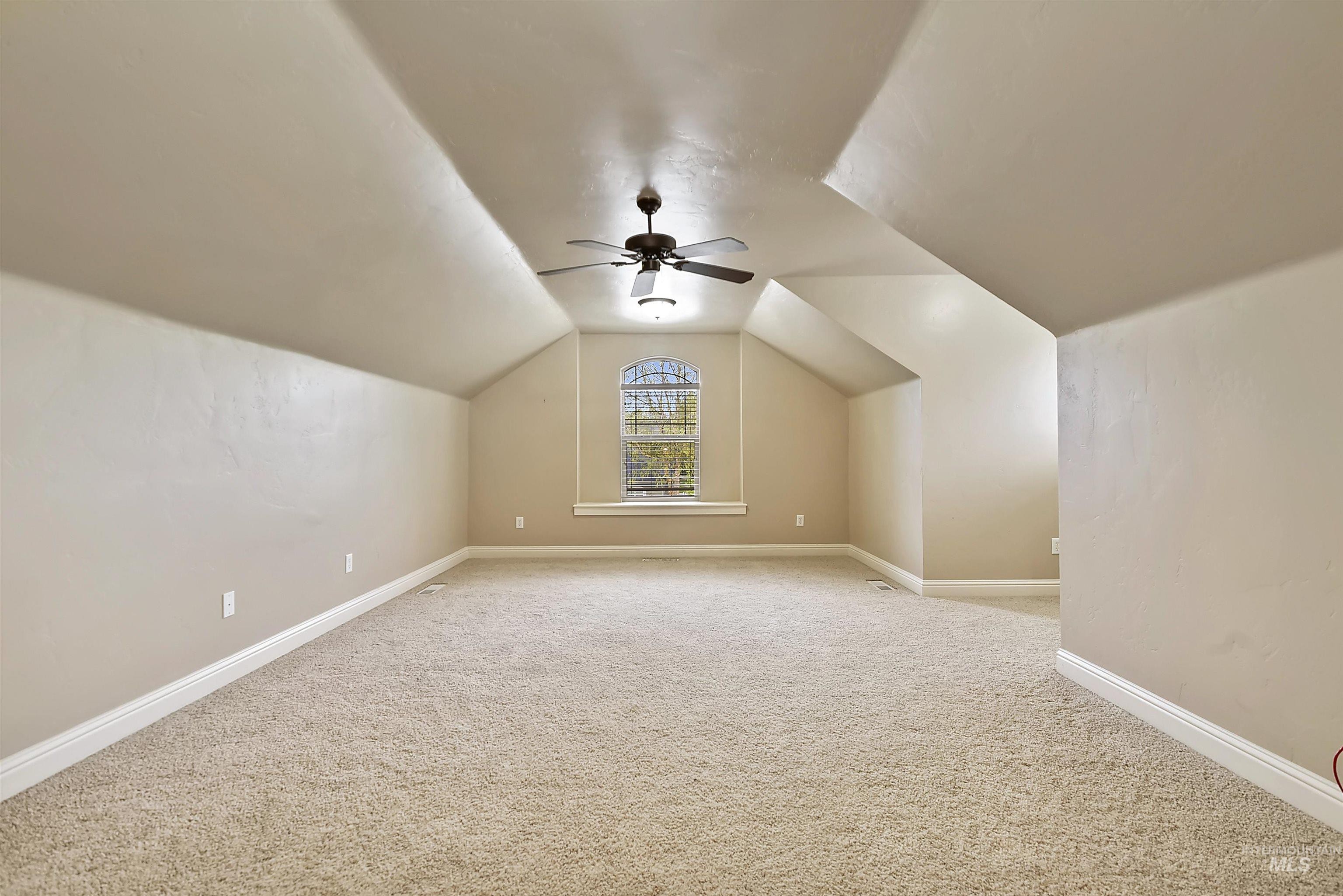 973 N Grey Pebble Way, Eagle, Idaho, 83616, United States, 5 Bedrooms Bedrooms, ,4 BathroomsBathrooms,Residential,For Sale,973 N Grey Pebble Way,1616234