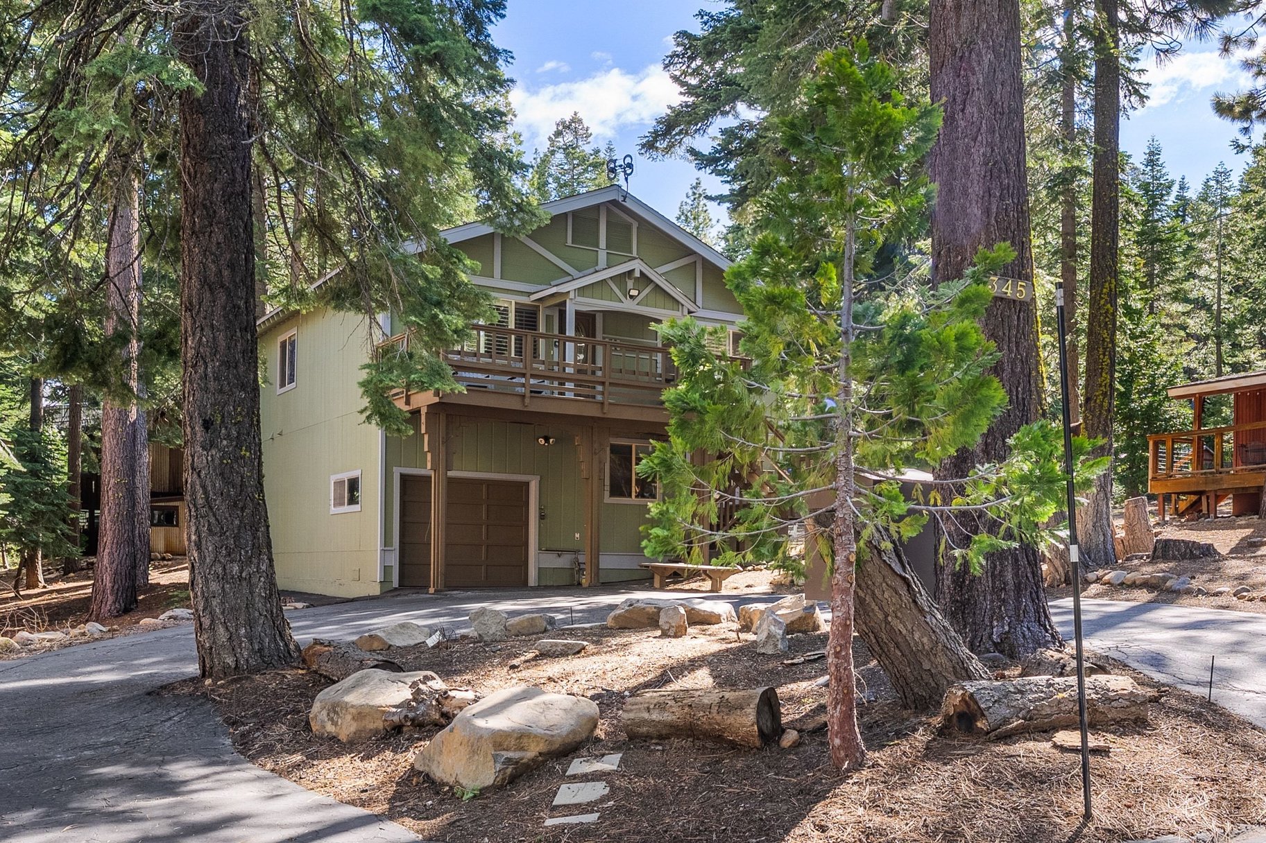  Tahoe City Chalet  Spacious Living in an Unbeatable Location - 物件實景