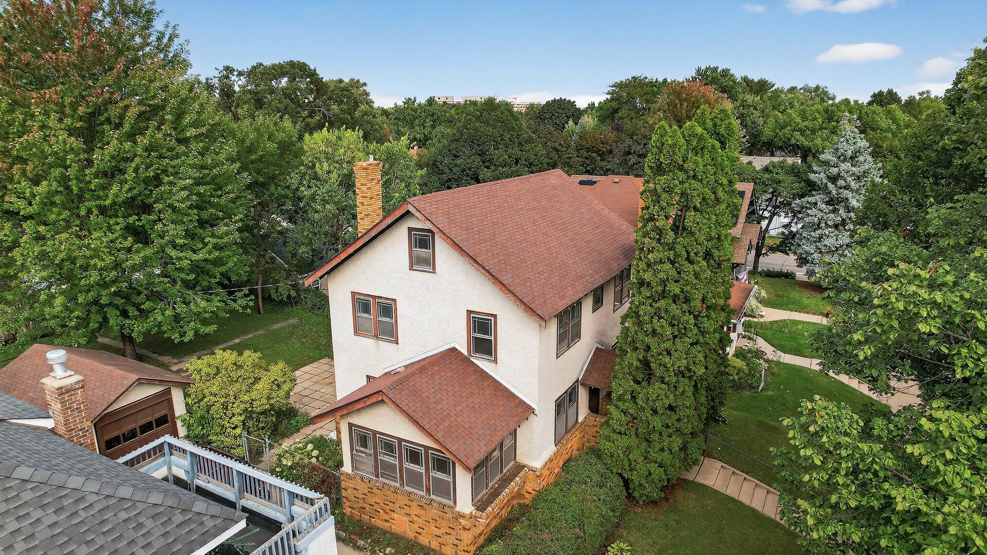 Minneapolis, Minnesota, 55409, United States, 4 Bedrooms Bedrooms, ,2 BathroomsBathrooms,Residential,For Sale,1959078