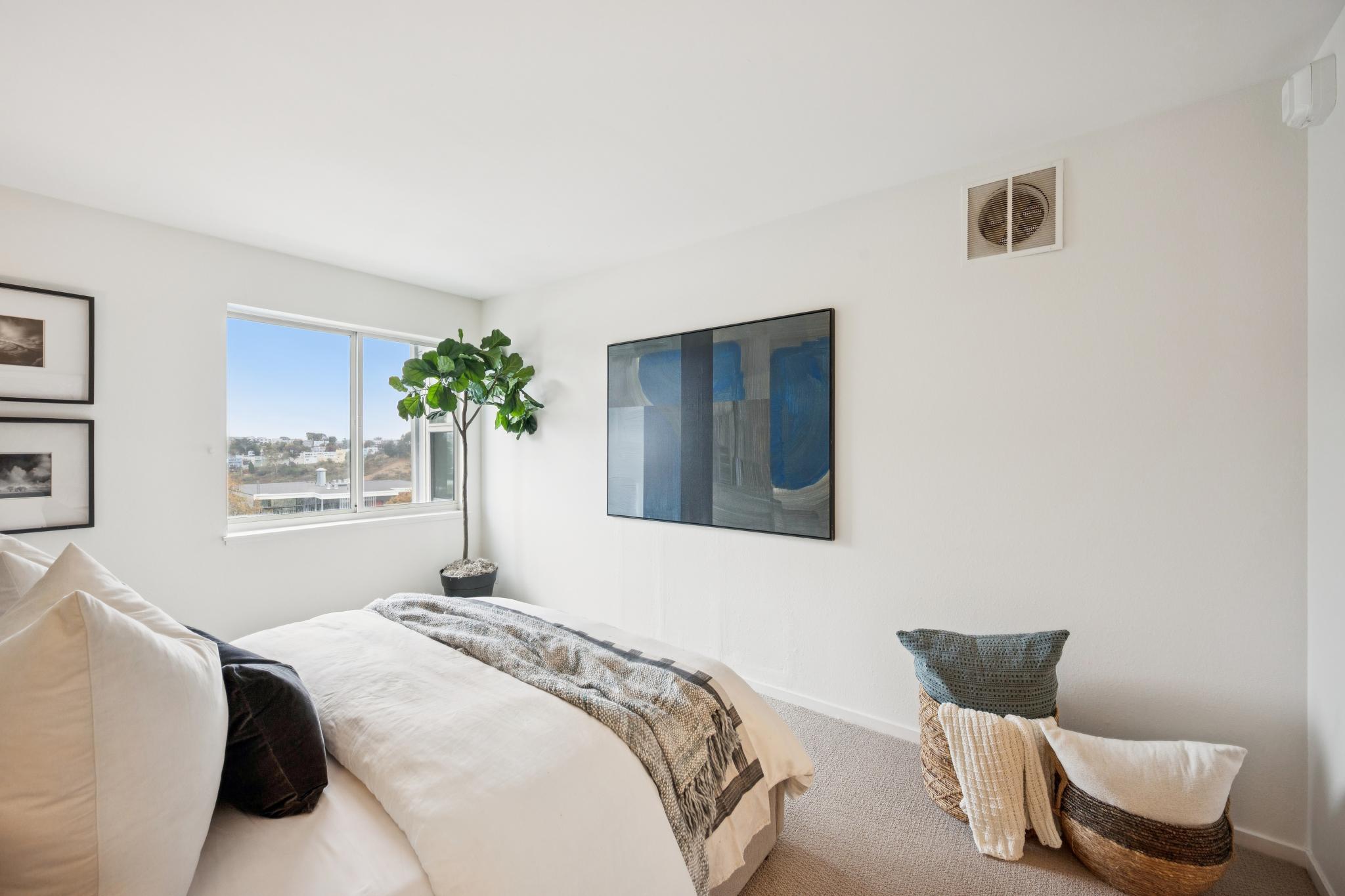  990 Duncan Street #204G - 物件實景