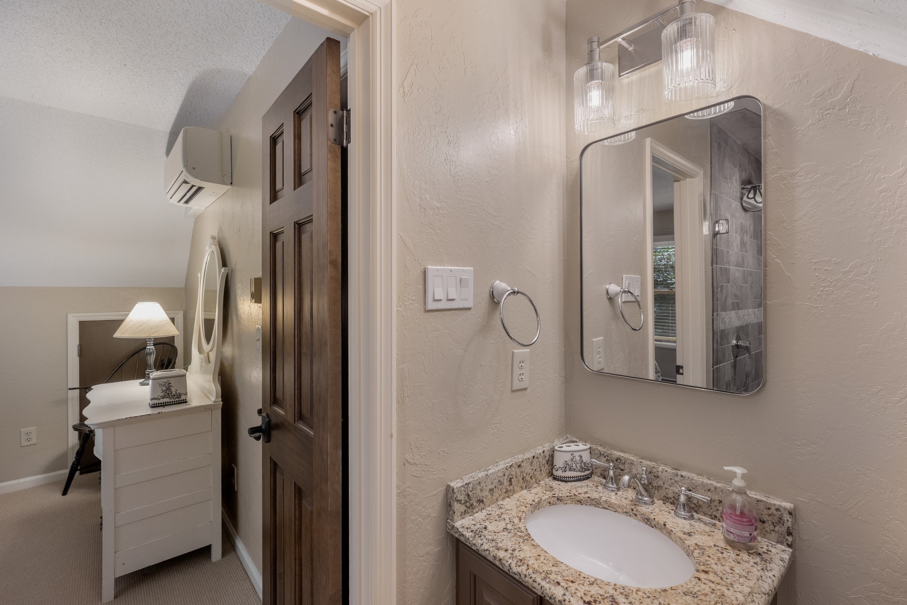  180 Wyanoak - 物件實景