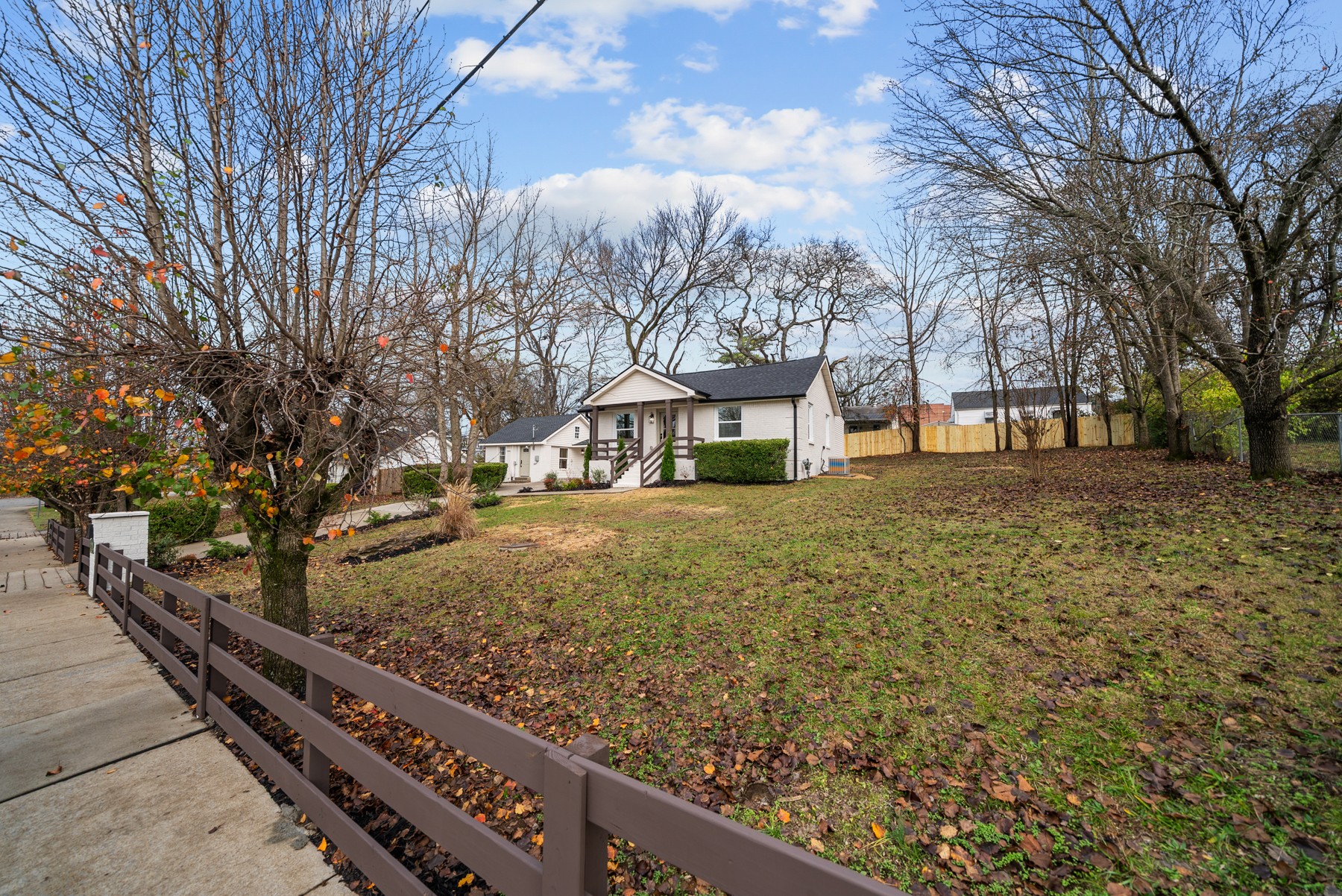 Nashville, Tennessee, 37209, United States, 4 Bedrooms Bedrooms, ,3 BathroomsBathrooms,Residential,For Sale,1999048